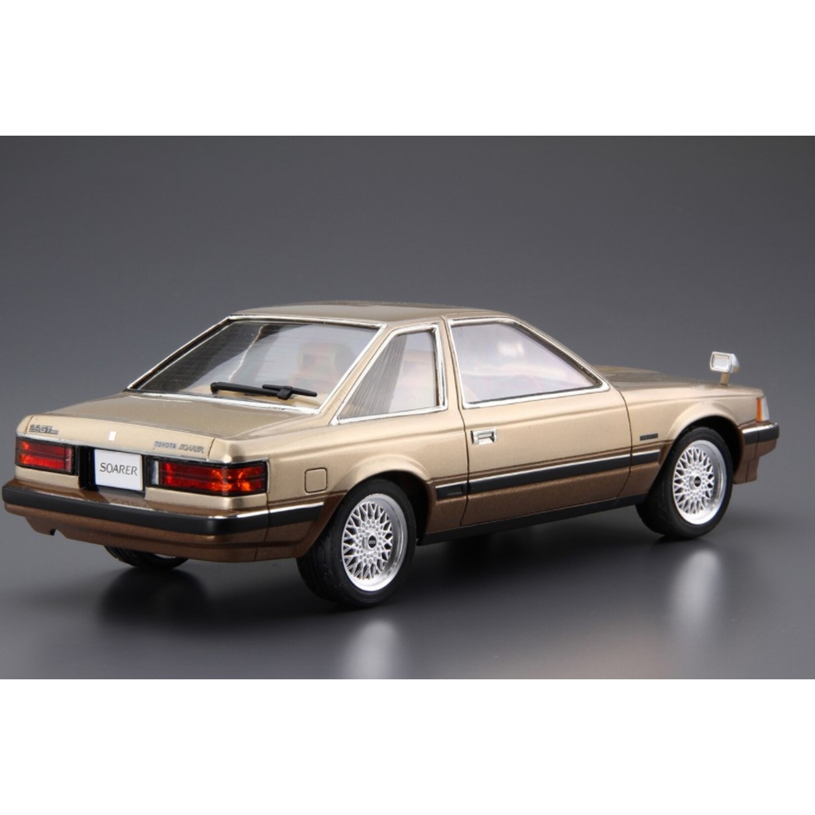 Aoshima 05847 - 1/24 Toyota MZ11 Soarer 2800GT-EXTRA '81