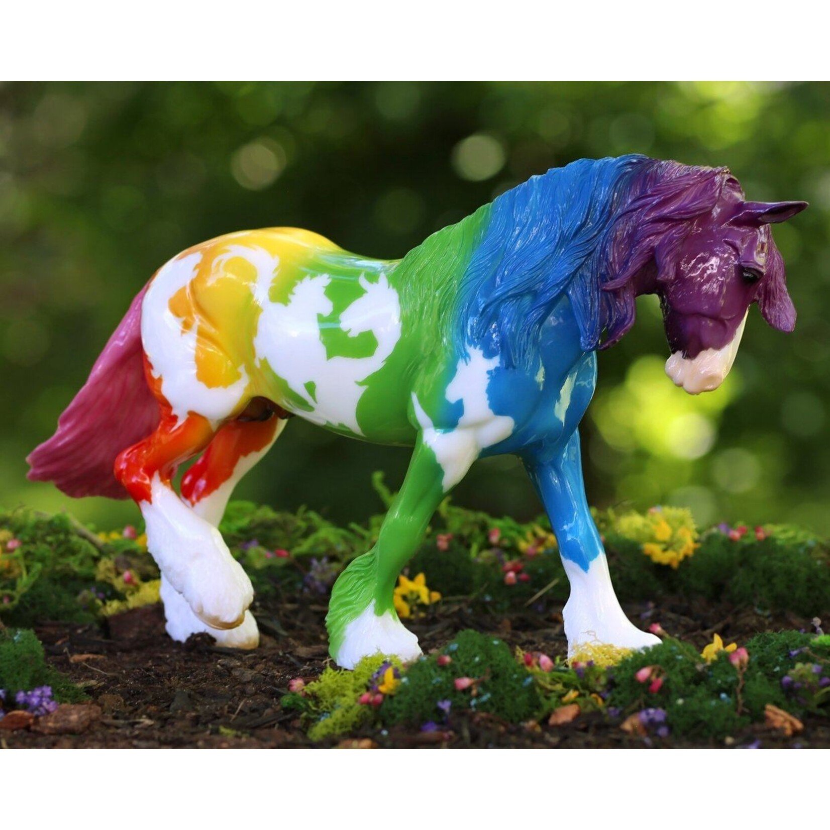 Breyer Equidae Rainbow Decorator