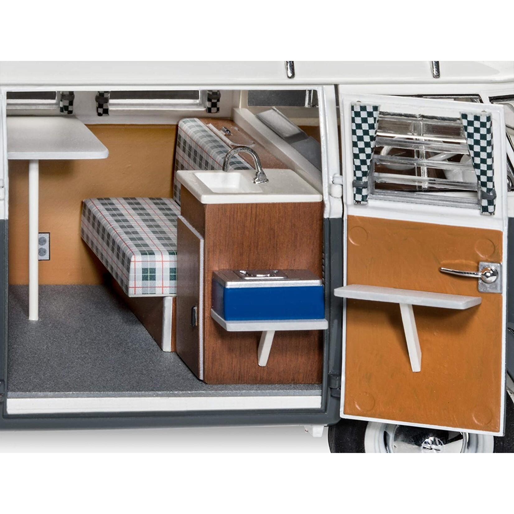 Revell of Germany 07674 - 1/24 VW T1 Camper