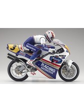 希少　KYOSHO ホンダ NSR500 1/8 スケール　　電動ラジコン Amazon.com: Kyosho Honda NSR500 Hanging-On Rider RC