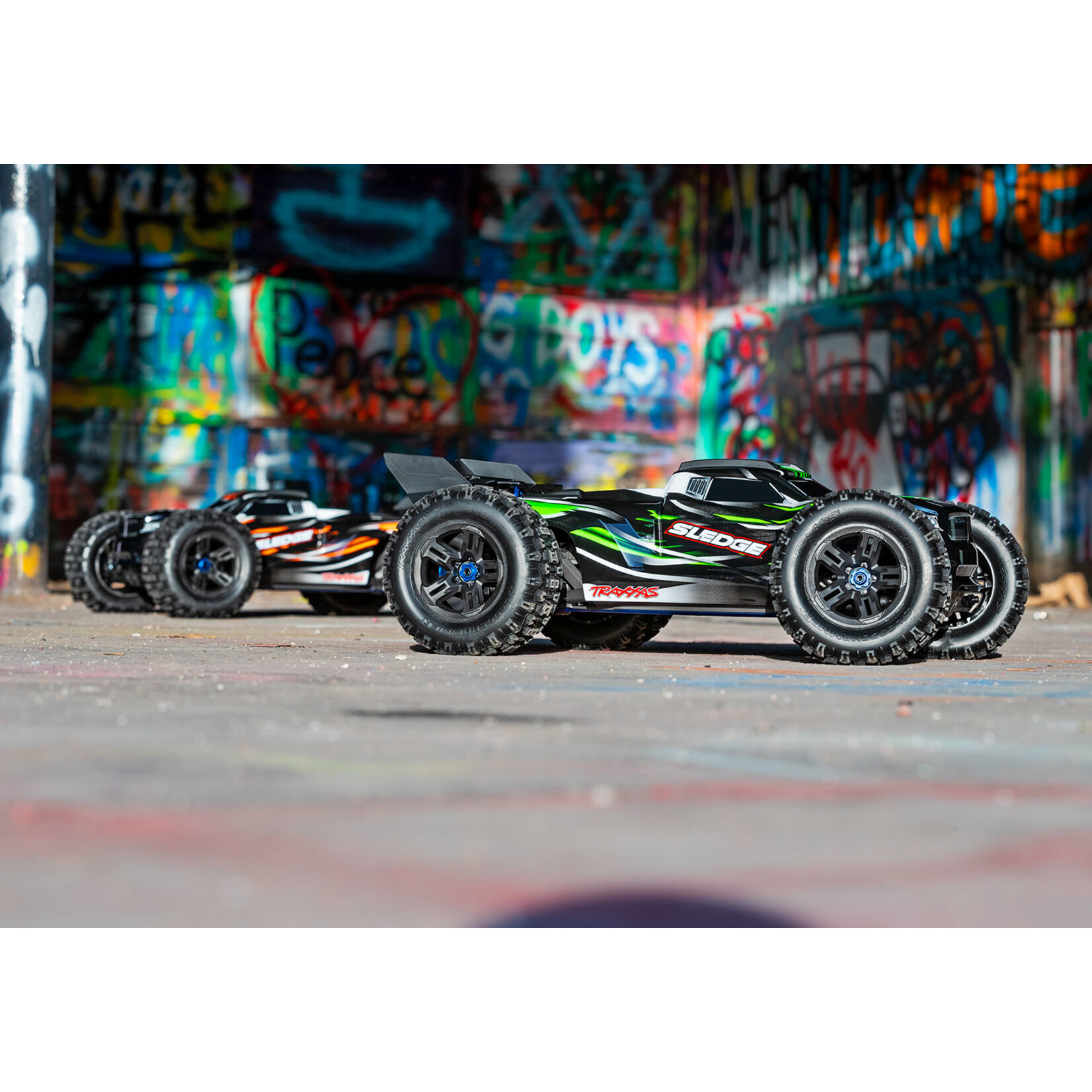Traxxas 1/8 Sledge 4WD RTR Brushless Monster Truck - Green