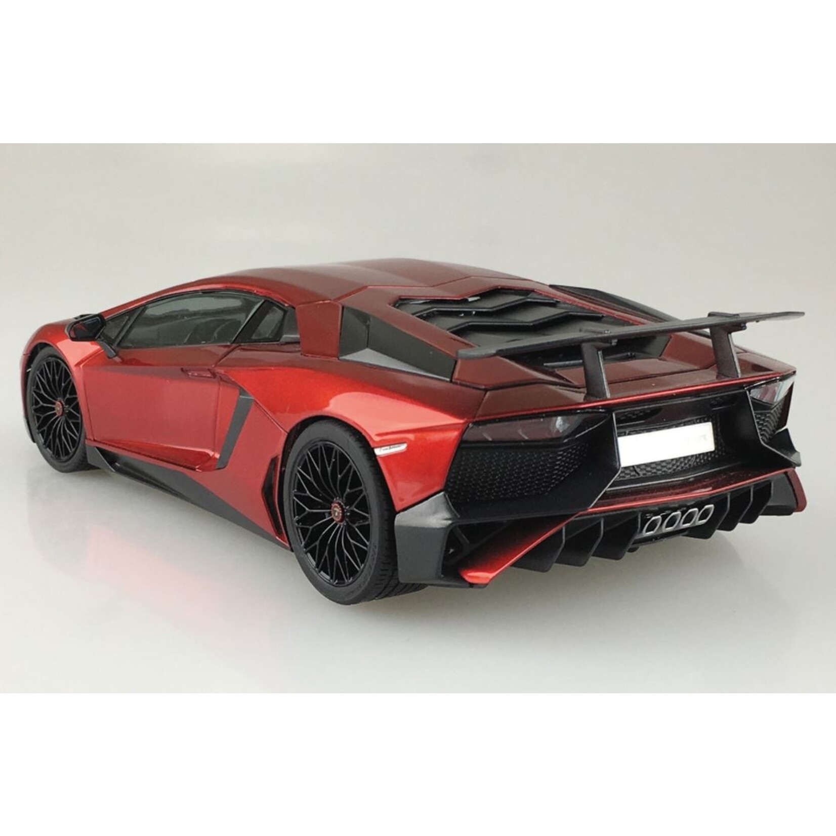 Aoshima 06120 - 1/24 '15 Lamborghini Aventador SV