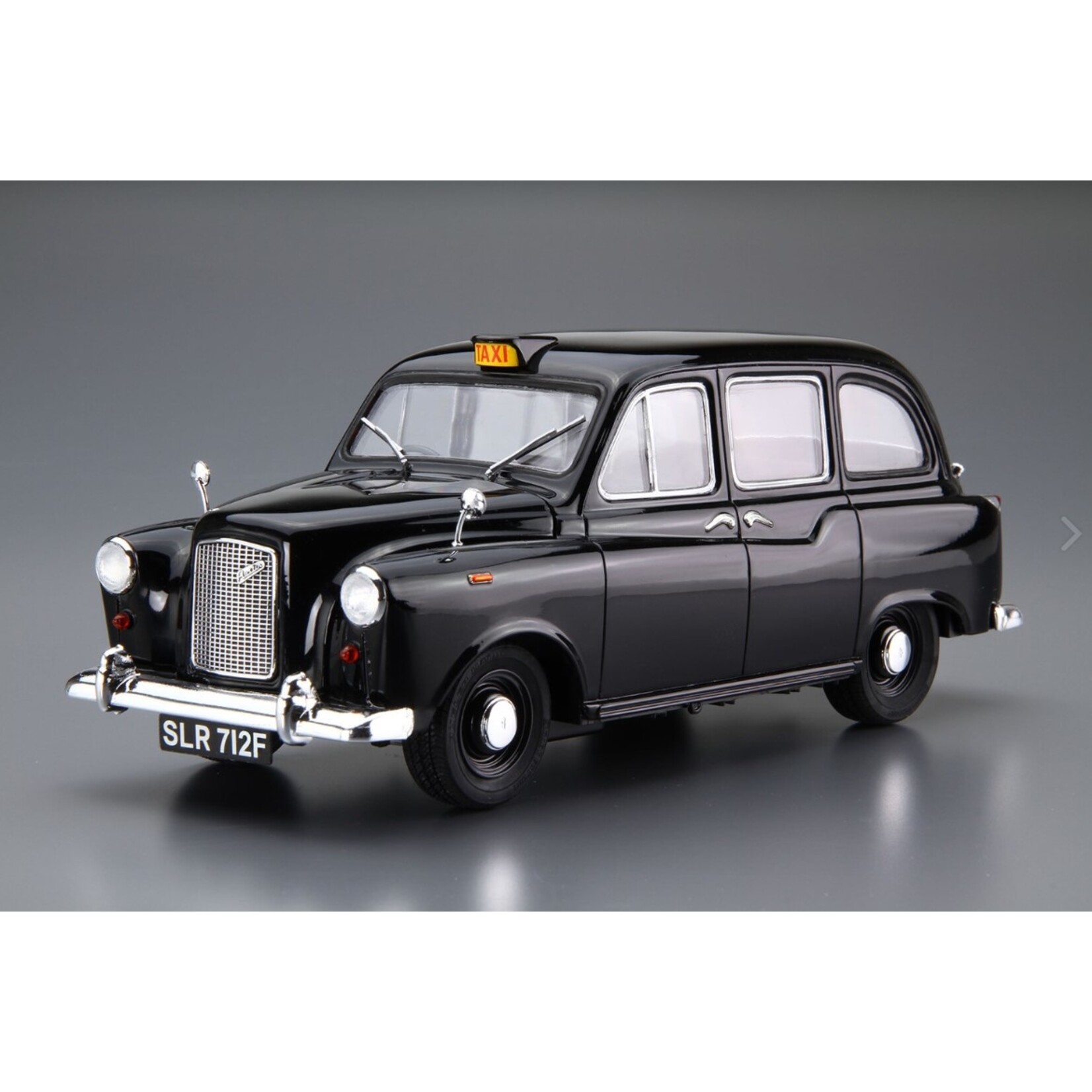 Aoshima 1/24 FX-4 London Black Cab ’68