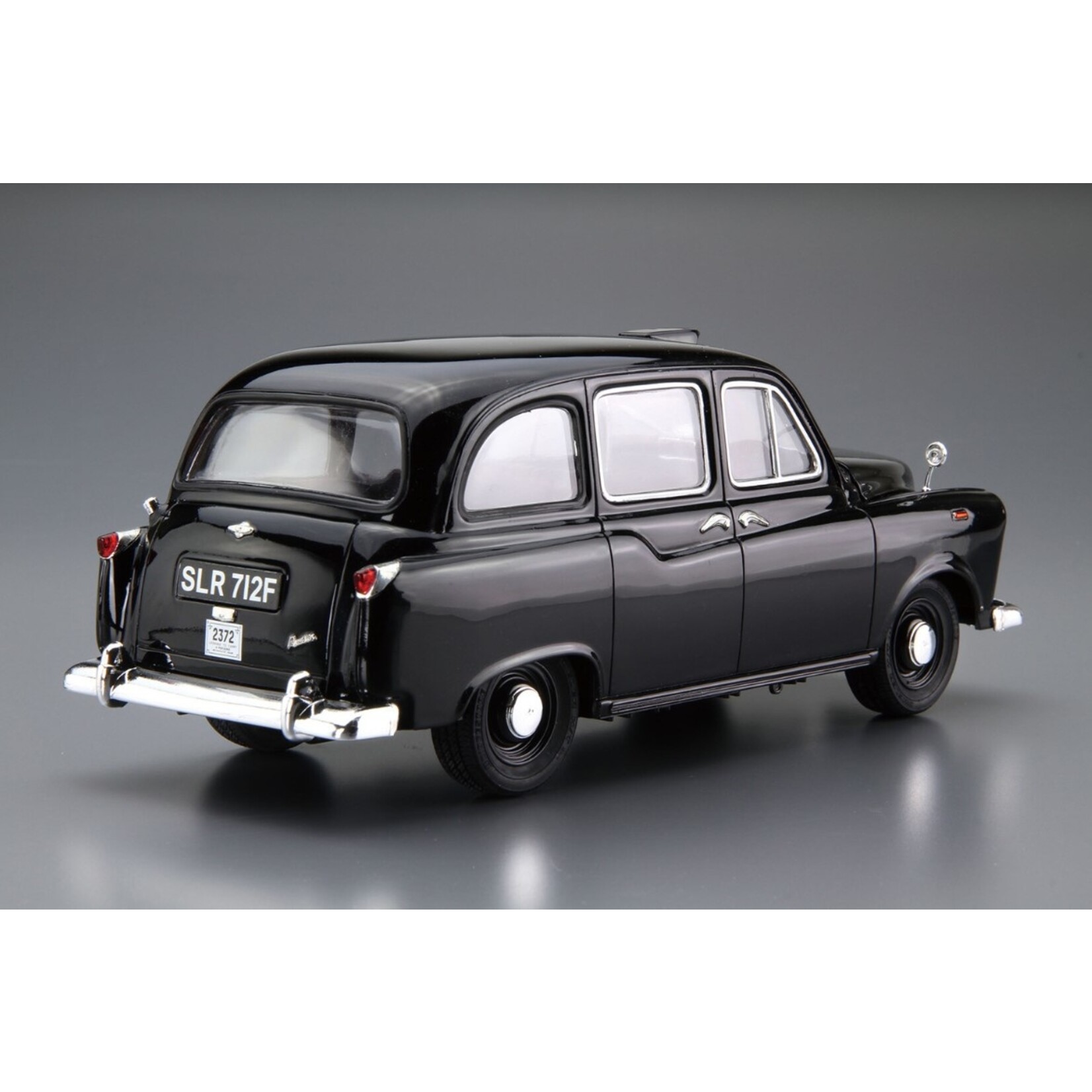 Aoshima 1/24 FX-4 London Black Cab ’68