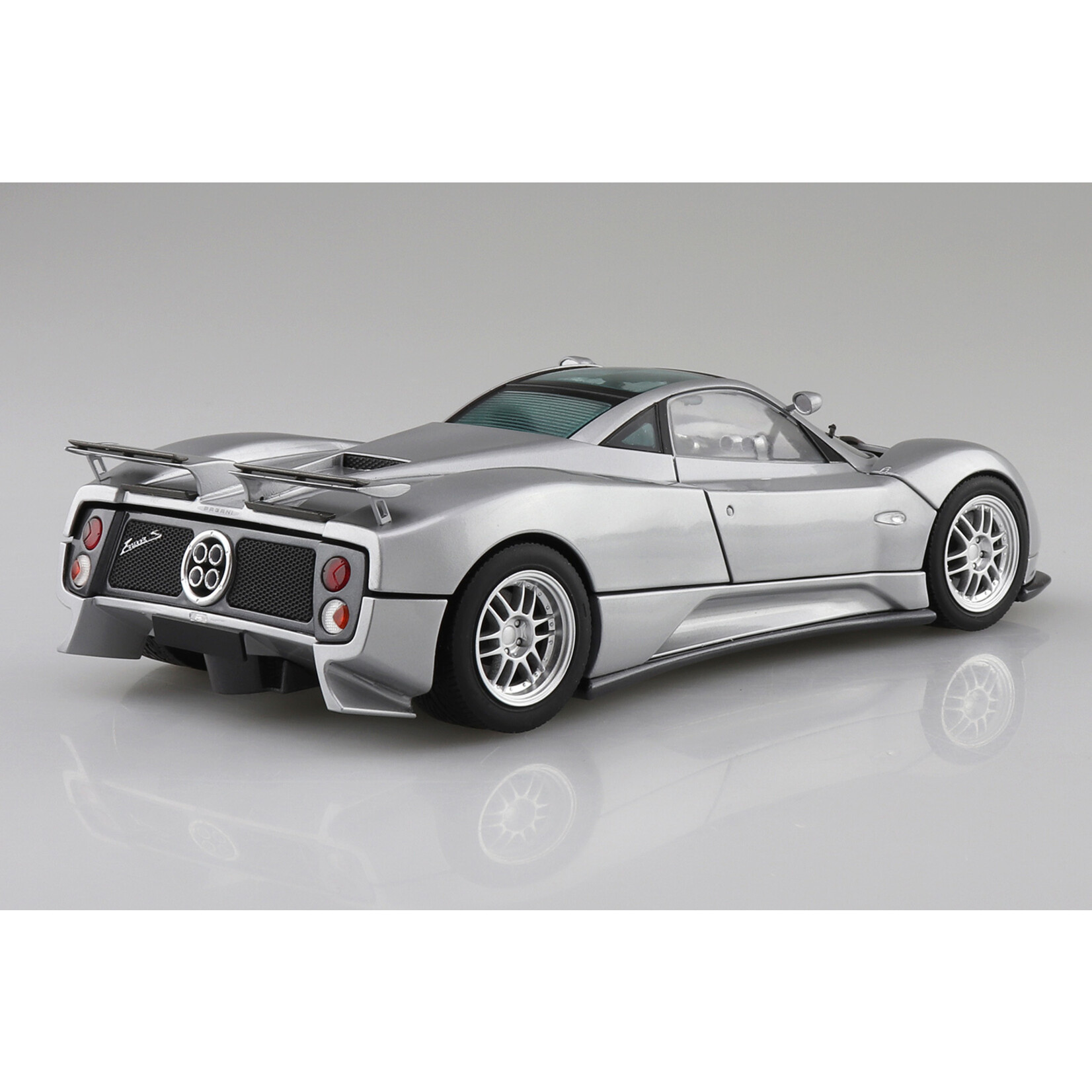 Aoshima 05602 - 1/24 '00 Pagani Zonda C12S
