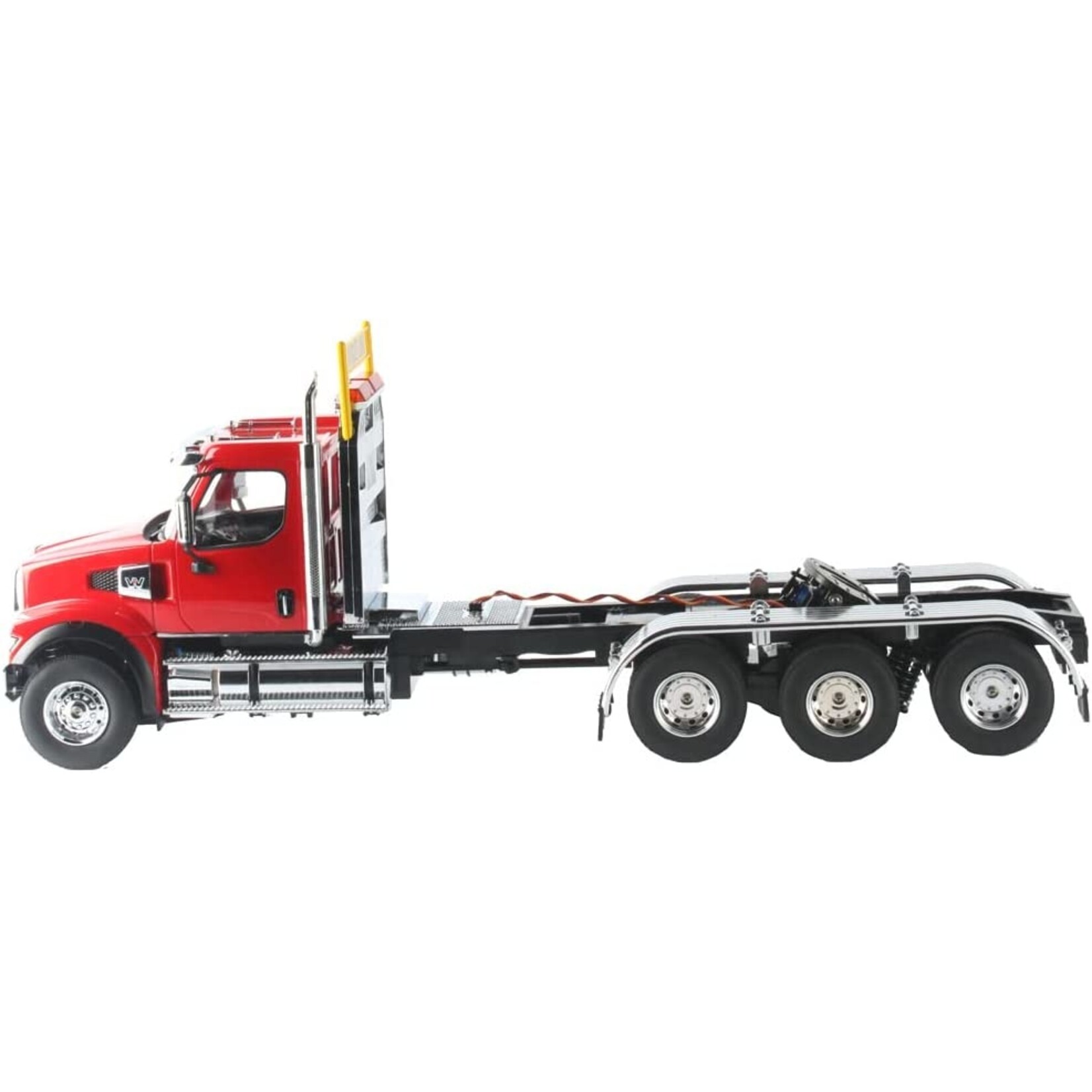 Diecast Masters DCM 27010 1/16 Western Star 49X SFFA Tridem Heavy-Haul Tractor w/ Lowboy Trailer