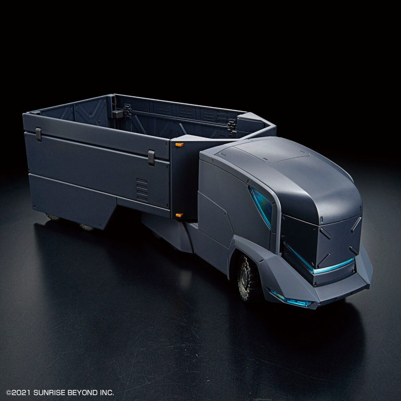 Bandai AMAIM Warrior At The Borderline: Armored Special Carrier - HG