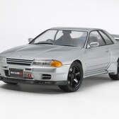 自動車 TAMIYA Nissan Skyline GT-R R32 1/24 Amazon.com: Tamiya Nissan Skyline GT-R R32 - Nismo Custom 1