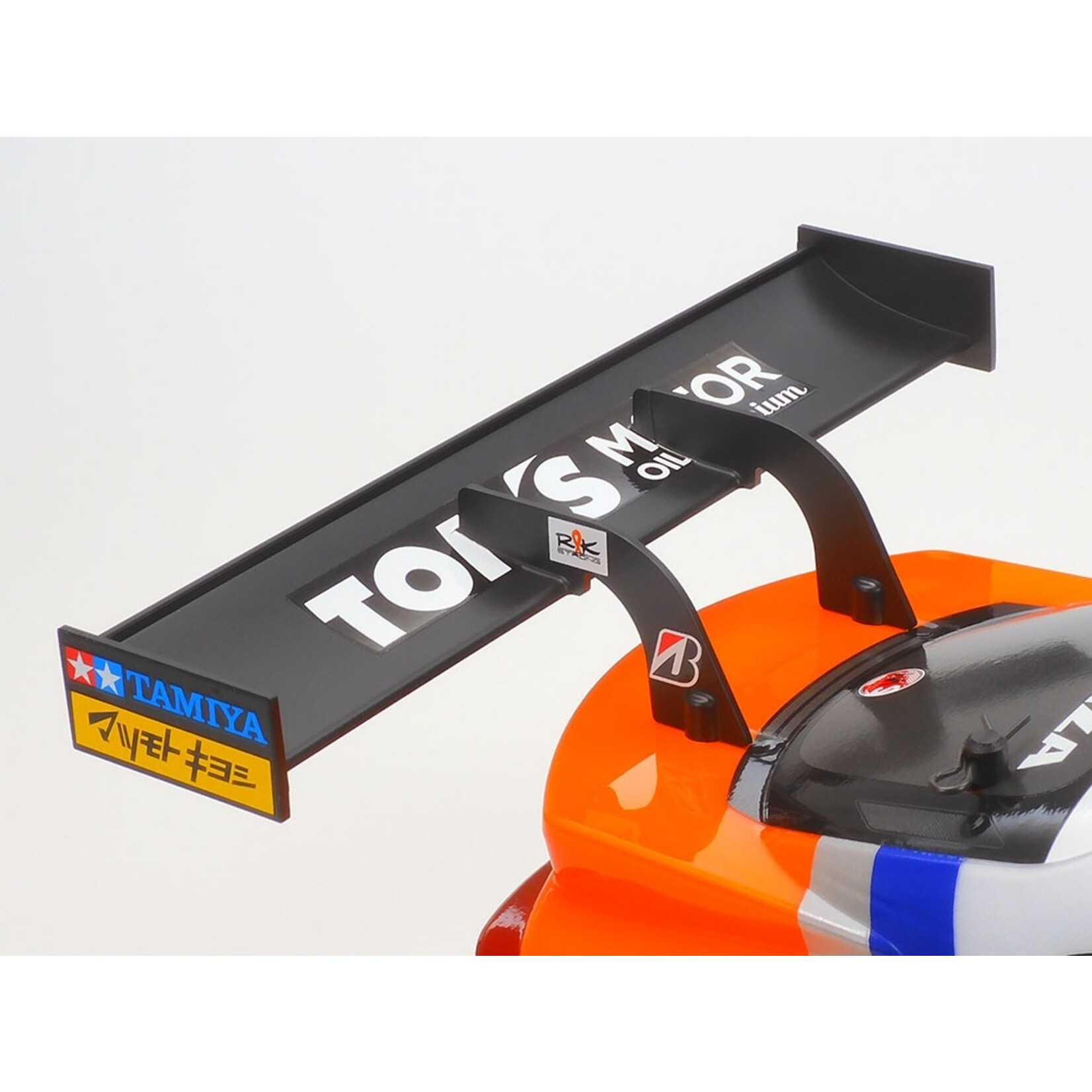 Tamiya 1/10 au Tom's GR Supra - TT-02 Chassis