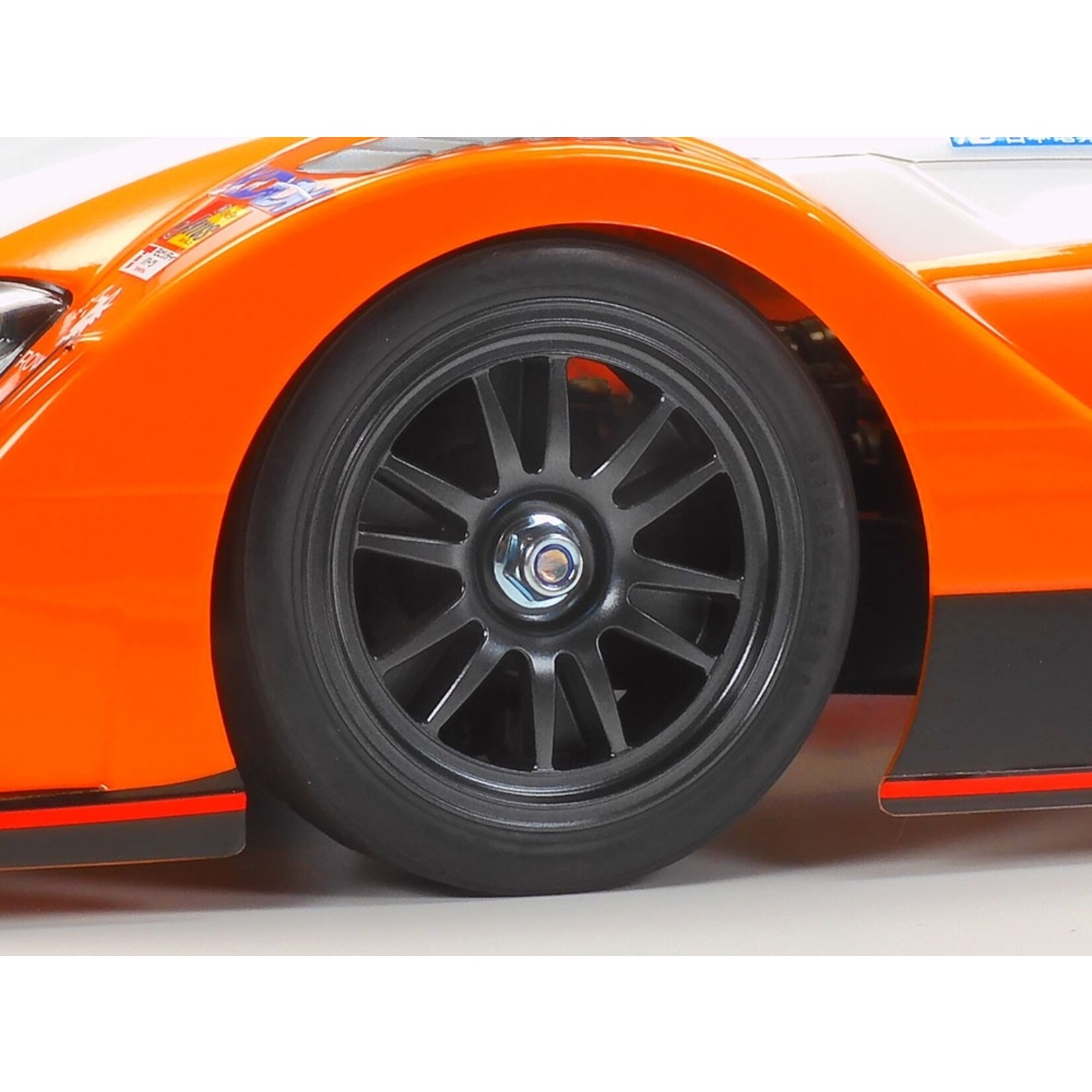 Tamiya 1/10 au Tom's GR Supra - TT-02 Chassis