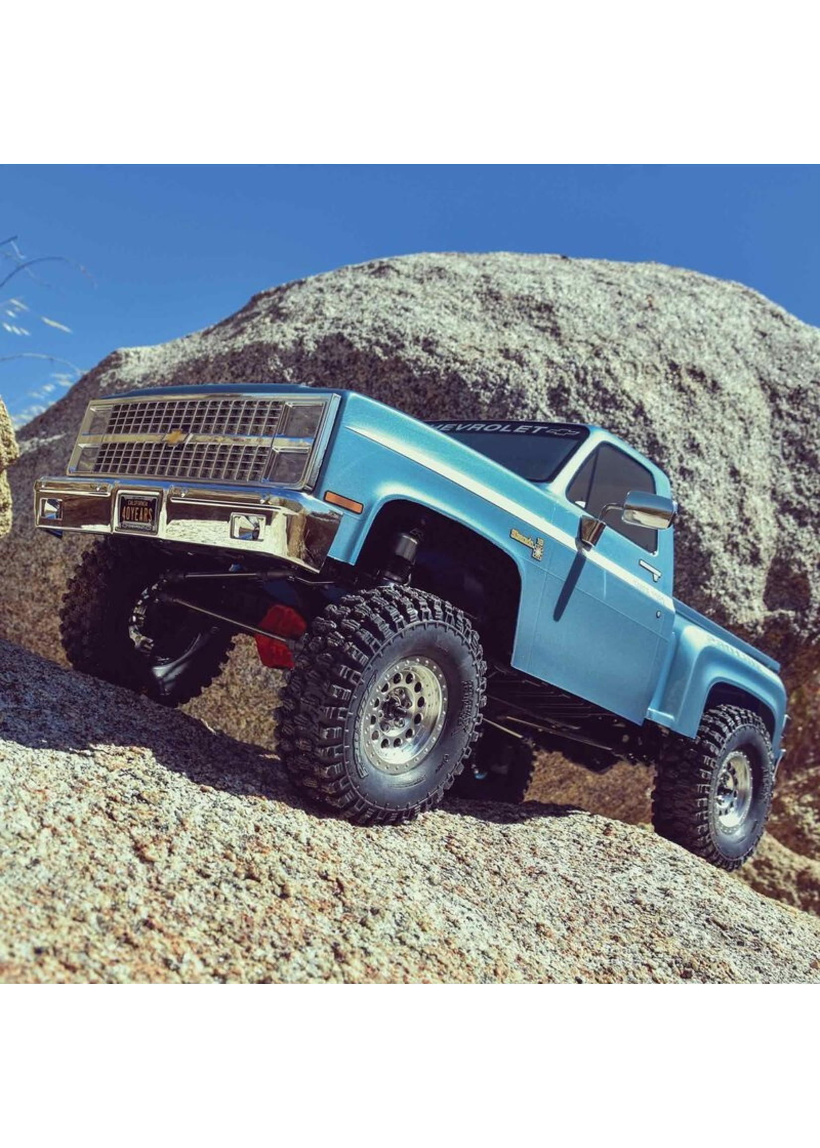 Axial 1/10 SCX10 III Pro-Line 1982 Chevy K10 4WD Rock Crawler, Brushed - RTR