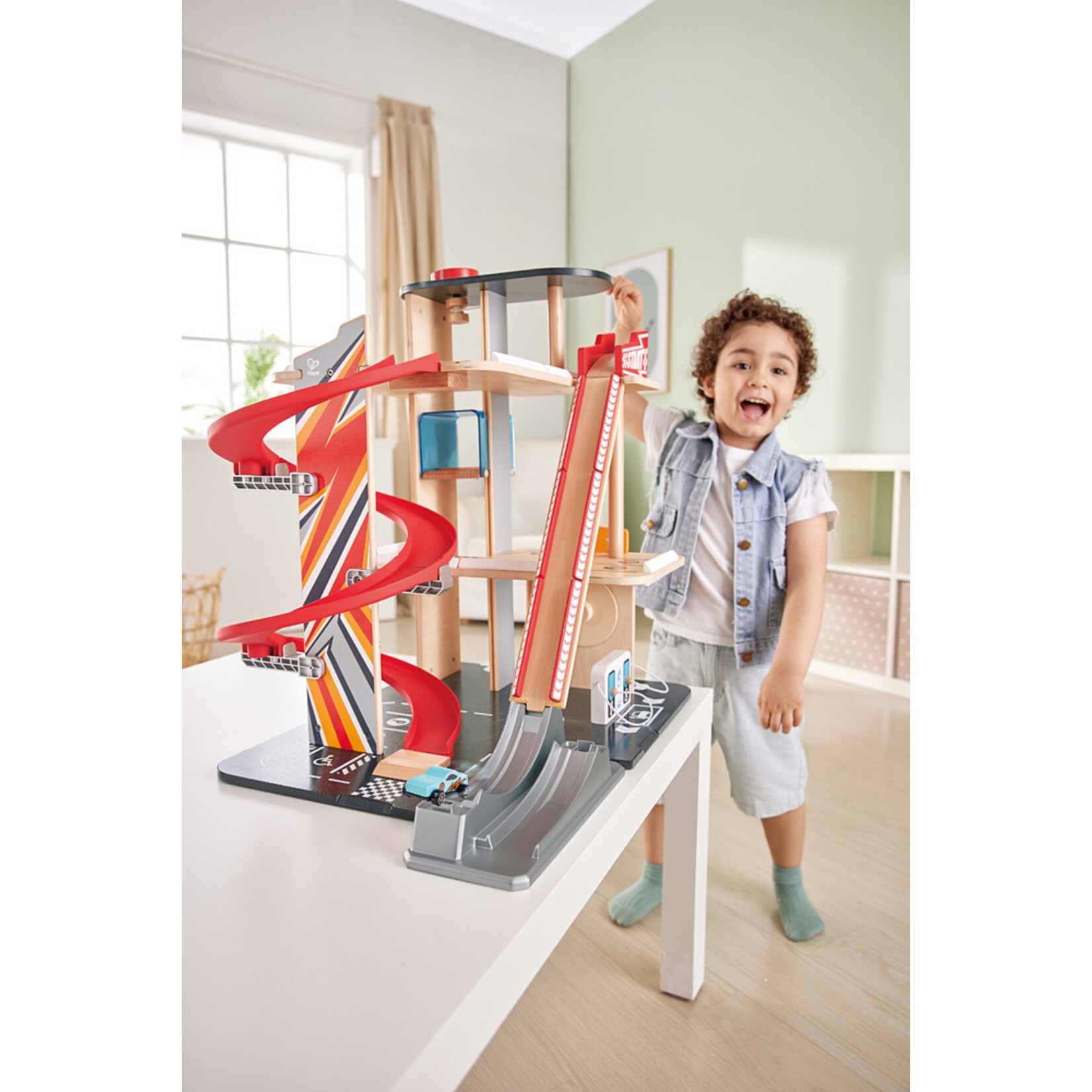 Hape Gearhead Stunt Garage