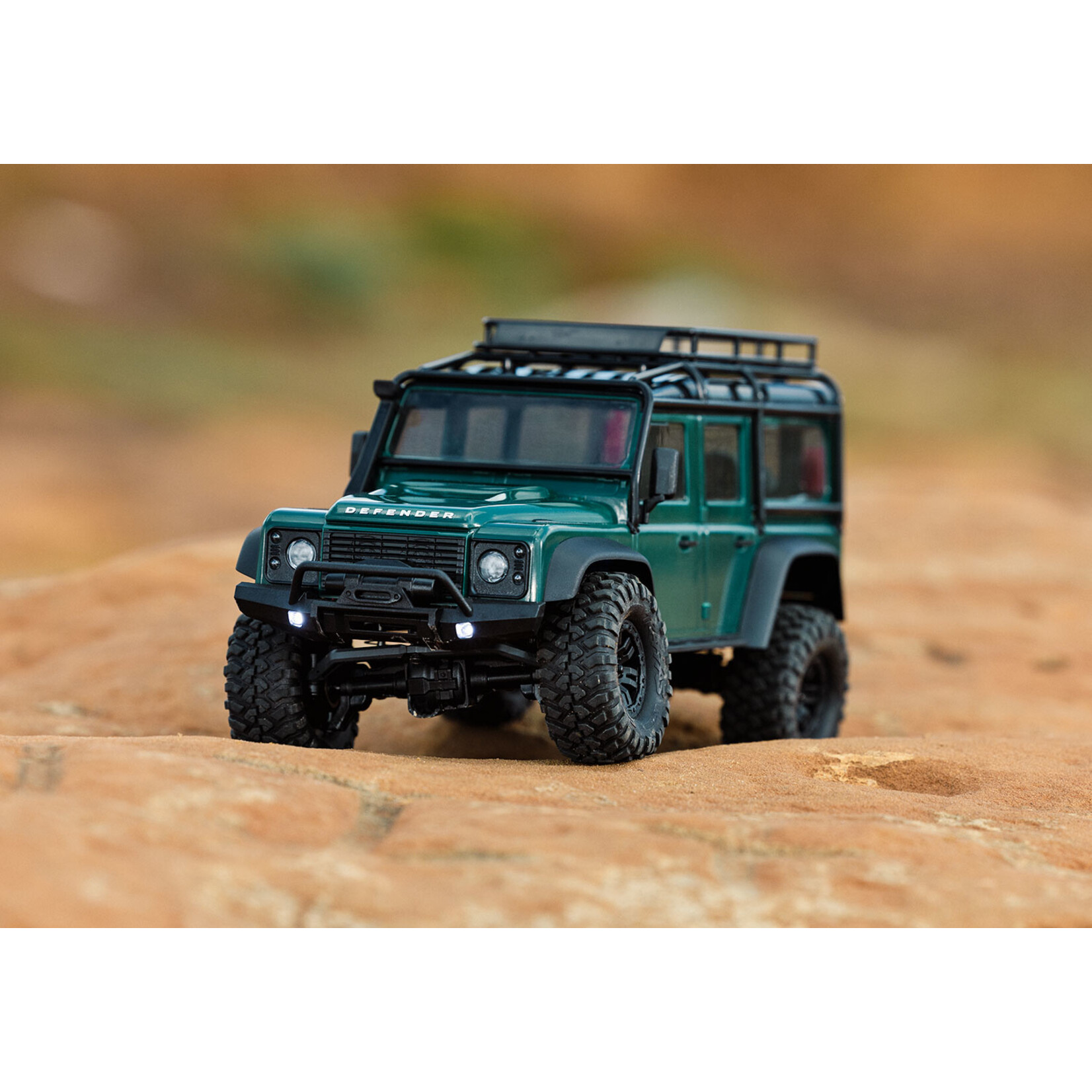 Traxxas 970541GRN - 1/18 RTR Scale and Trail Defender - Green