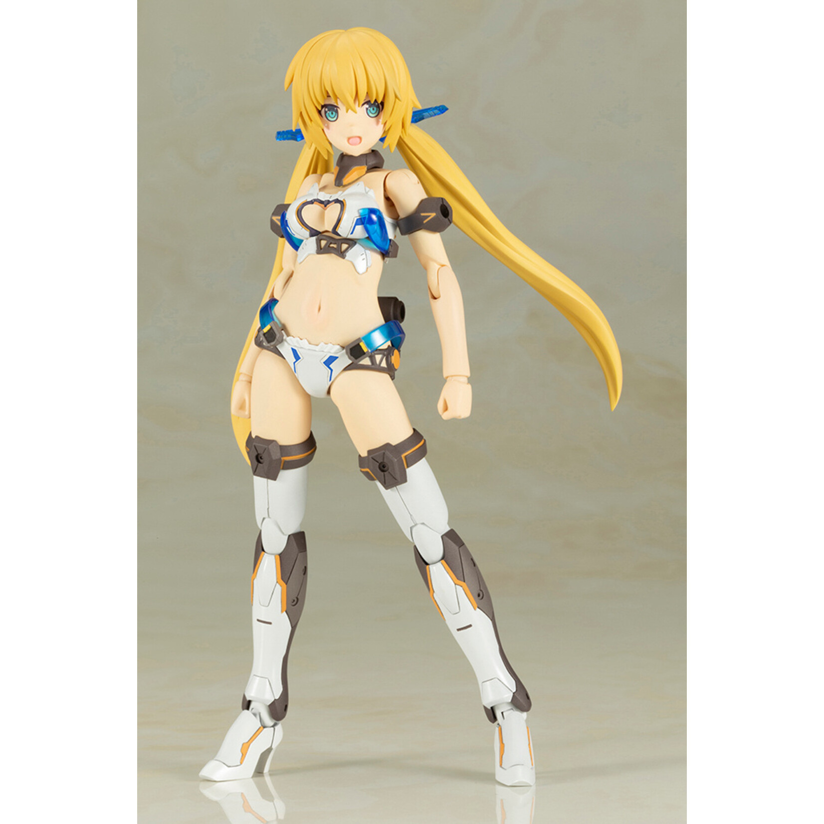 Kotobukiya FG088 - "Frame Arms Girl" Hresvelgr=Ater (Summer Vacation Ver.)