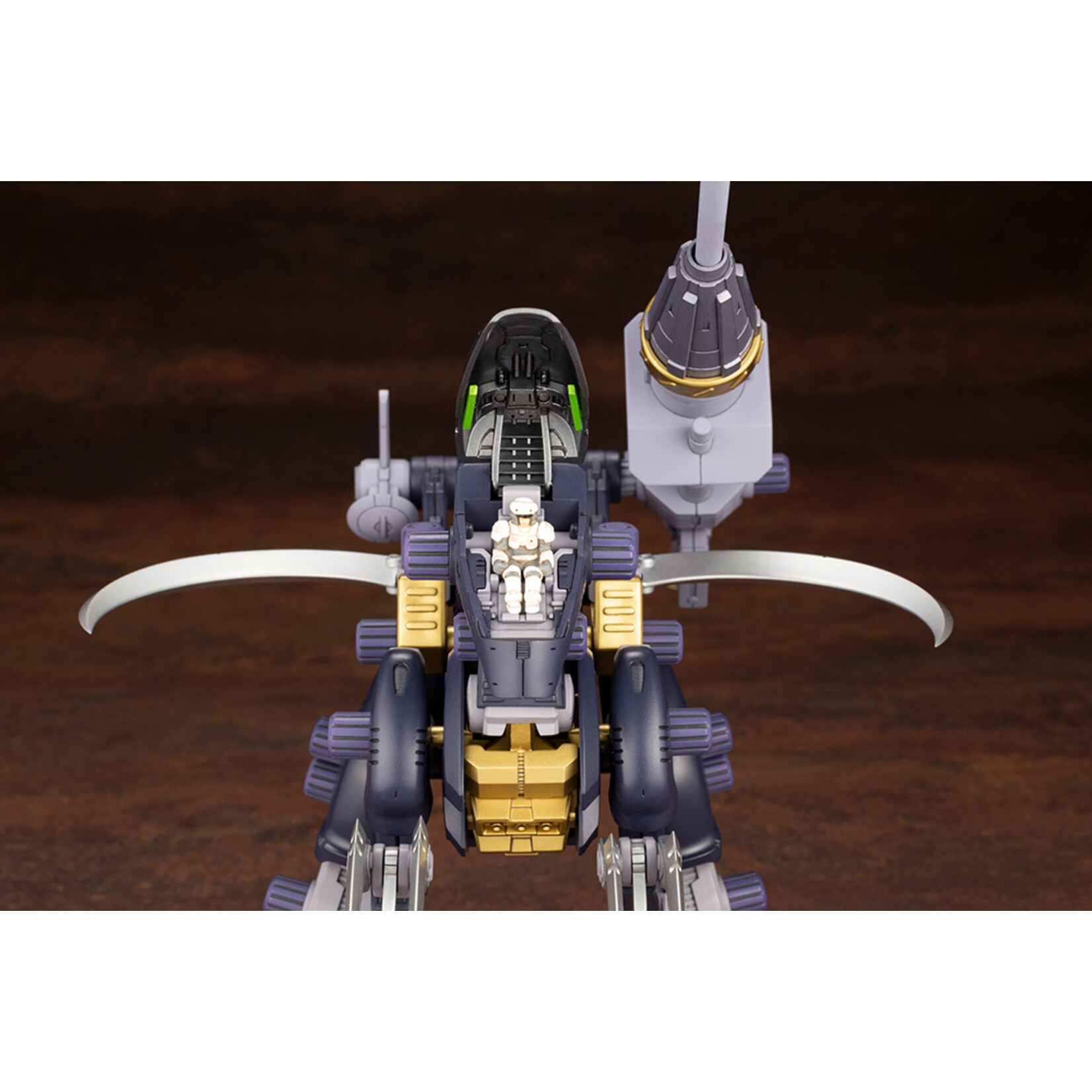 Kotobukiya ZD109 - "Zoids" EZ-027 Raven Raptor