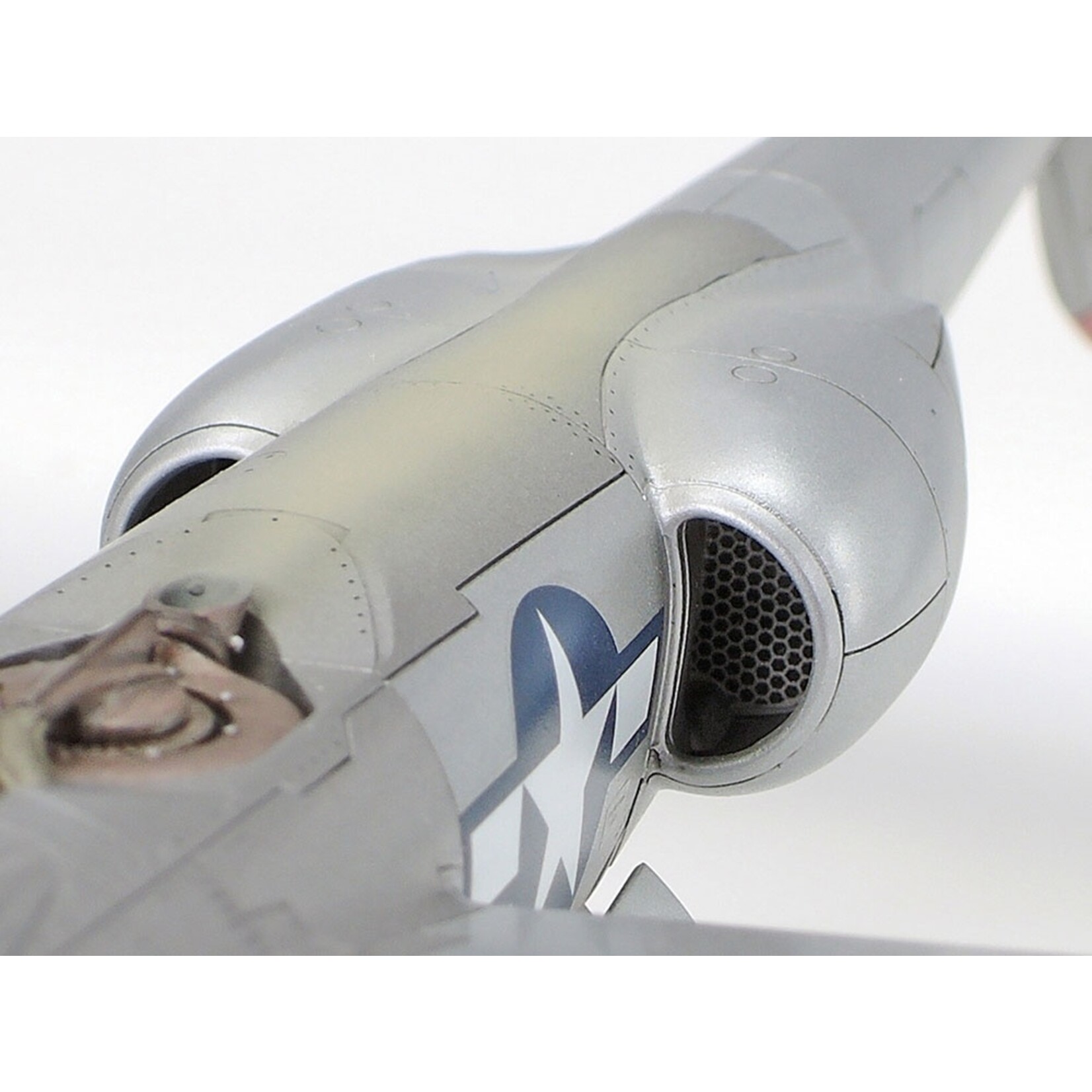Tamiya 61123 - 1/48 Lockheed P-38 J Lightning