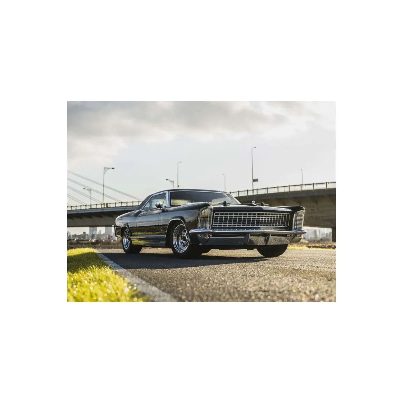 Kyosho 1/10 Fazer Mk2 Buick Riviera - Black