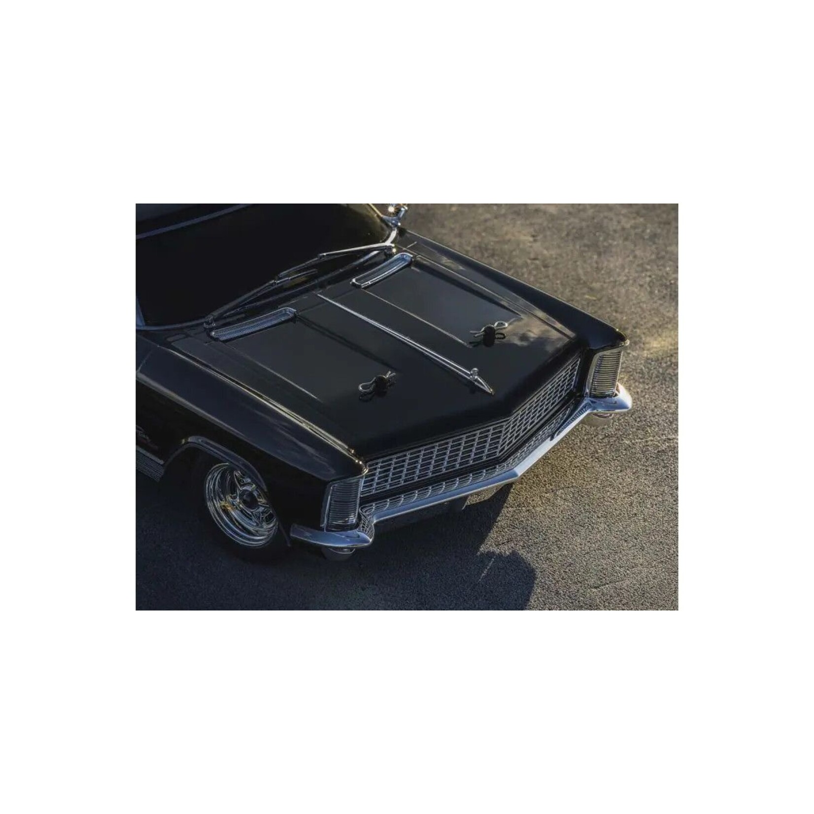 Kyosho 1/10 Fazer Mk2 Buick Riviera - Black