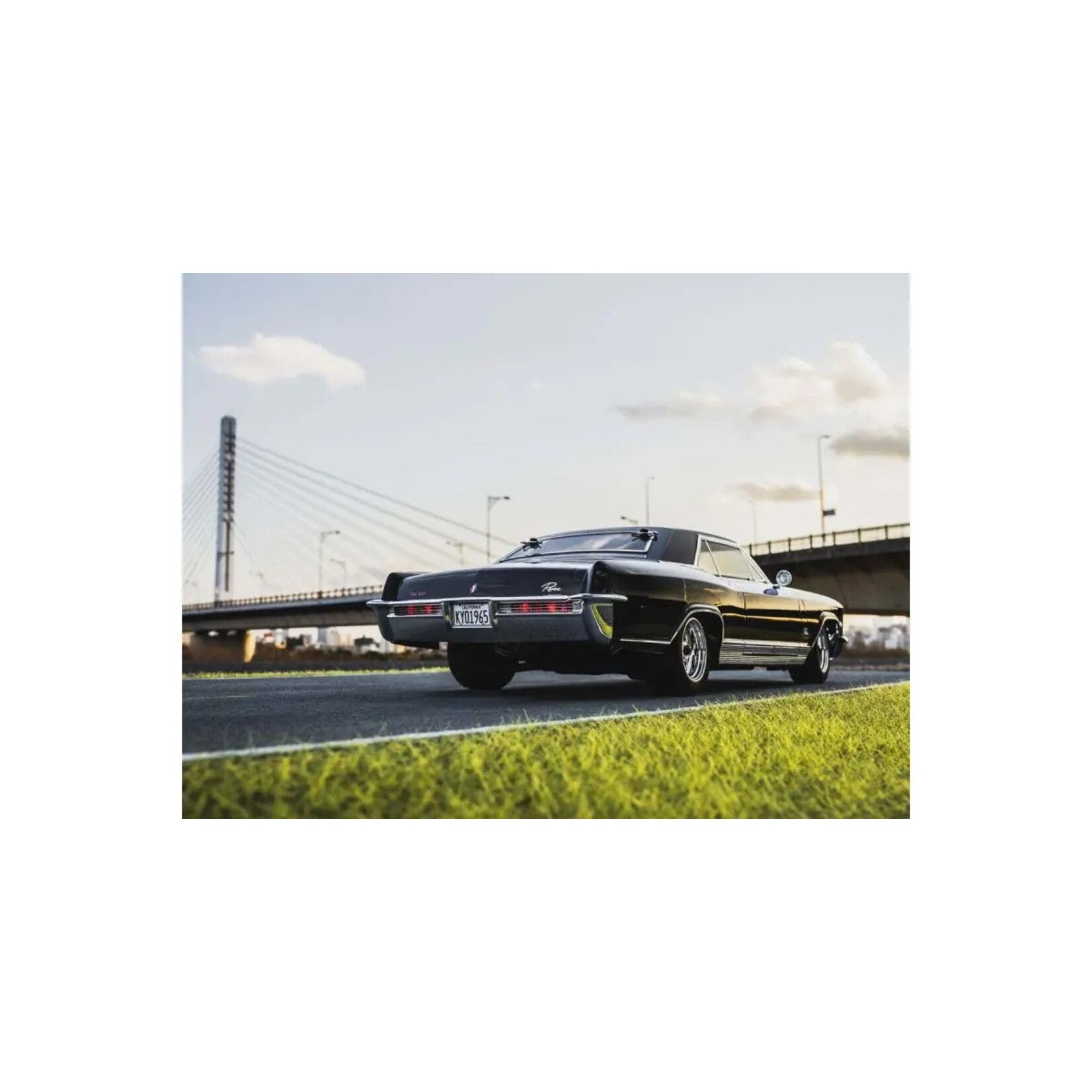 Kyosho 1/10 Fazer Mk2 Buick Riviera - Black