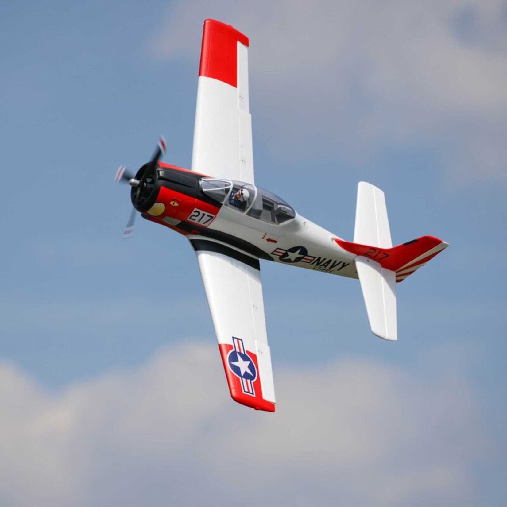 E-flite EFL18350 - T-28 Trojan 1.2m BNF Basic With SMART
