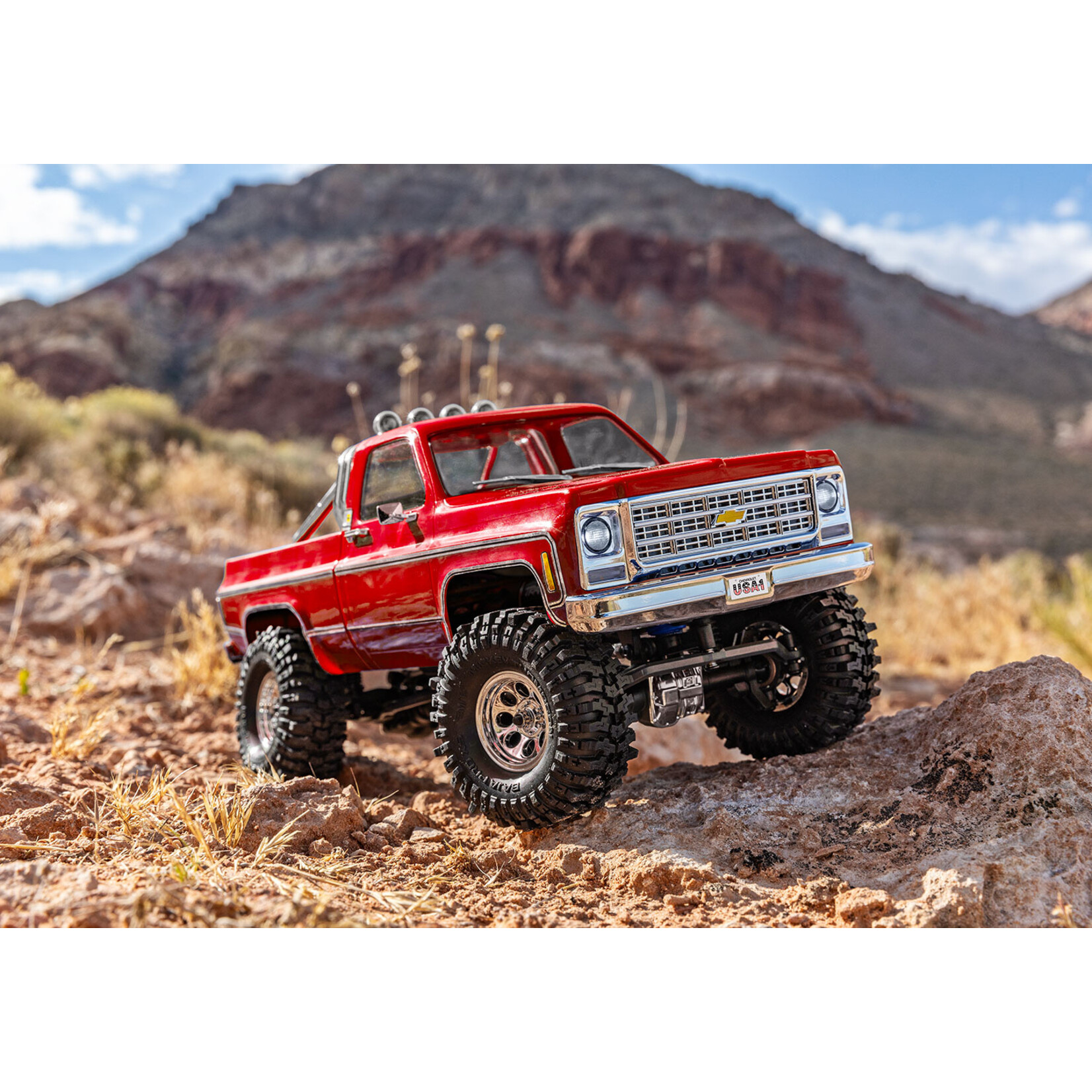 Traxxas 970641RED - 1/18 RTR Scale & Trail 1979 K-10 - Red