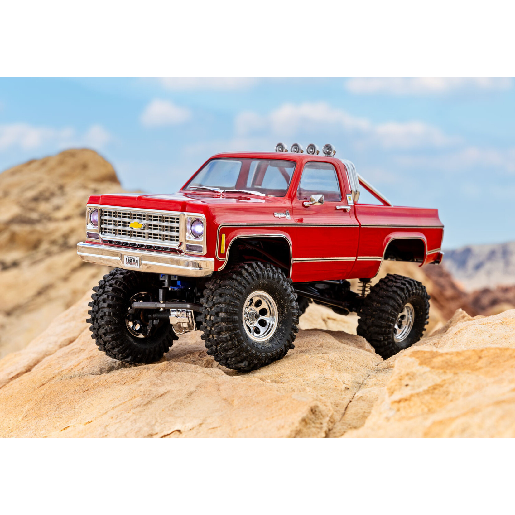 Traxxas 970641RED - 1/18 RTR Scale & Trail 1979 K-10 - Red