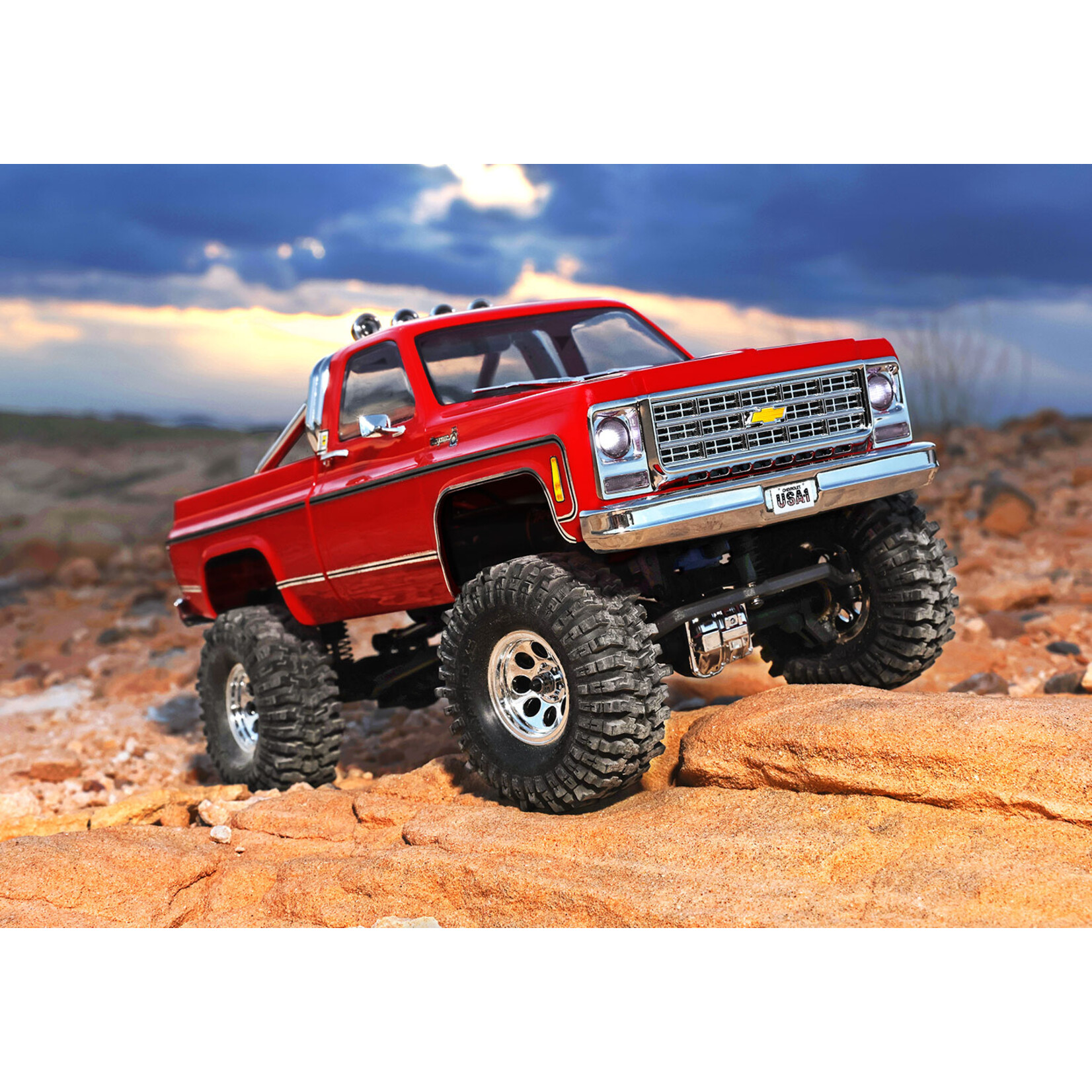 Traxxas 970641RED - 1/18 RTR Scale & Trail 1979 K-10 - Red