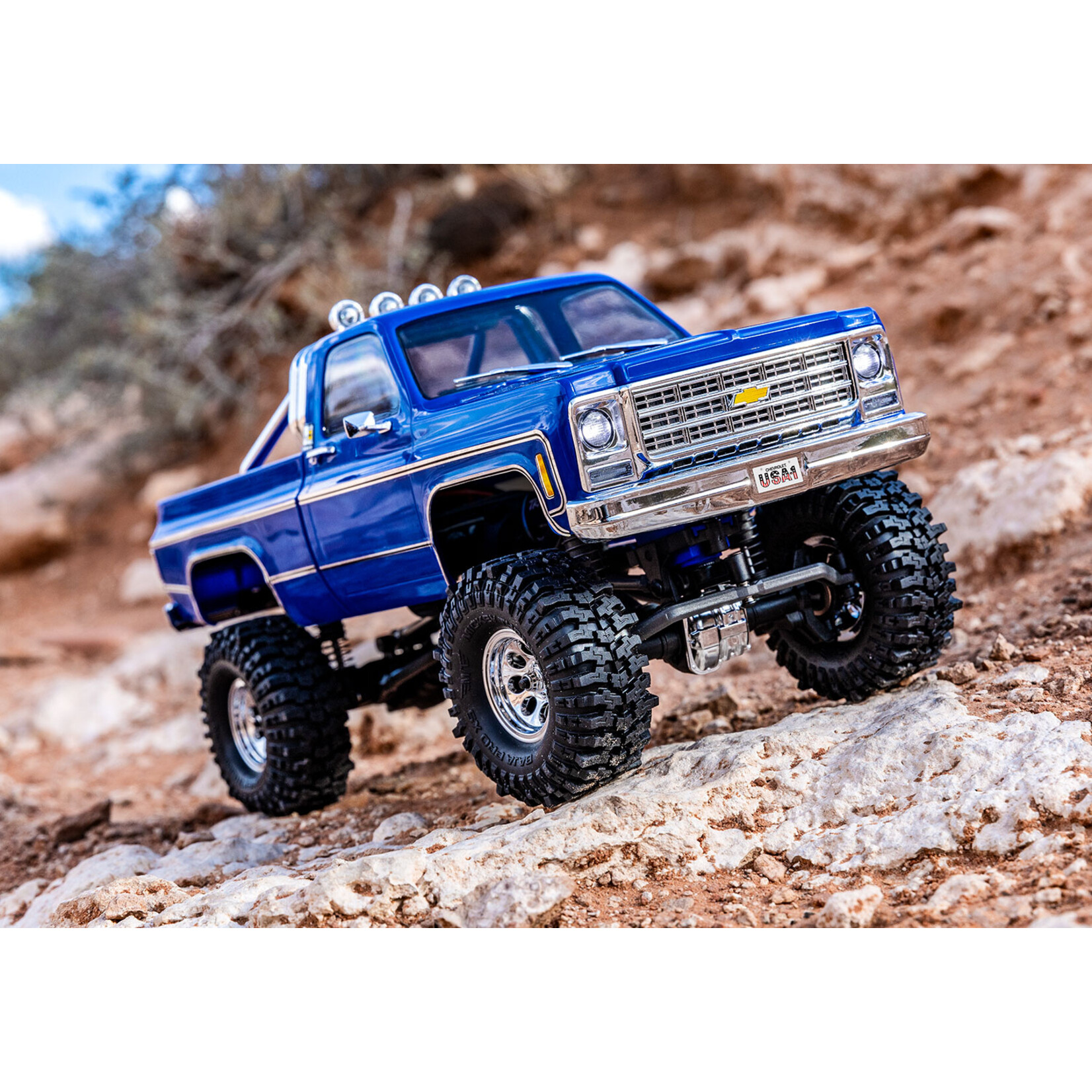 Traxxas 970641BLUE - 1/18 RTR Scale & Trail 1979 K-10 - Blue