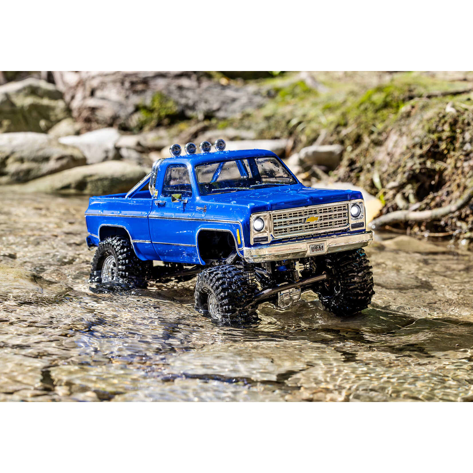 Traxxas 970641BLUE - 1/18 RTR Scale & Trail 1979 K-10 - Blue