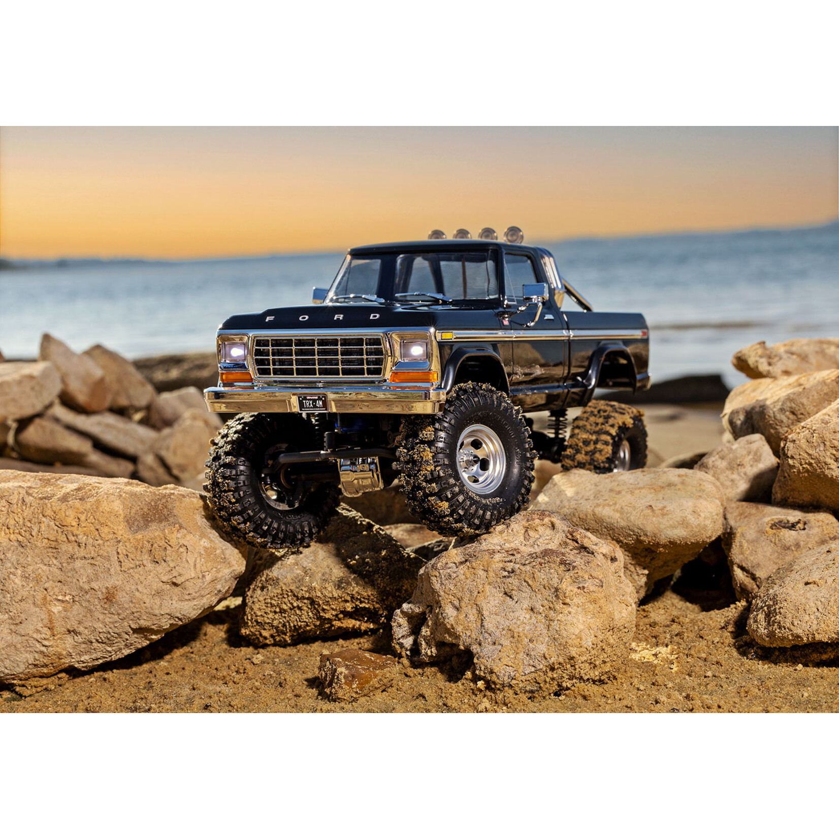 Traxxas 970441BLK - 1/18 Scale & Trail 1979 F-150 Truck - Black