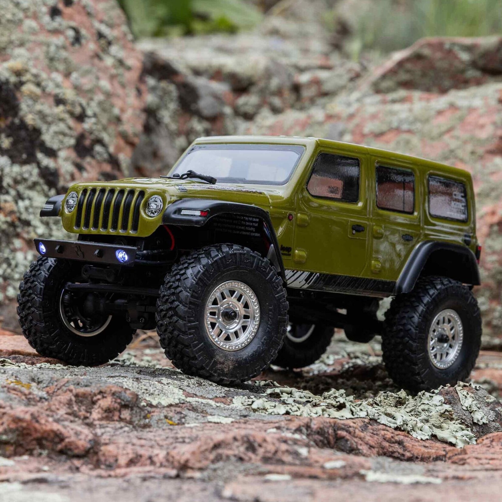 Axial 1/24 SCX24 Jeep Wrangler JLU 4X4 Rock Crawler Brushed, RTR - Green