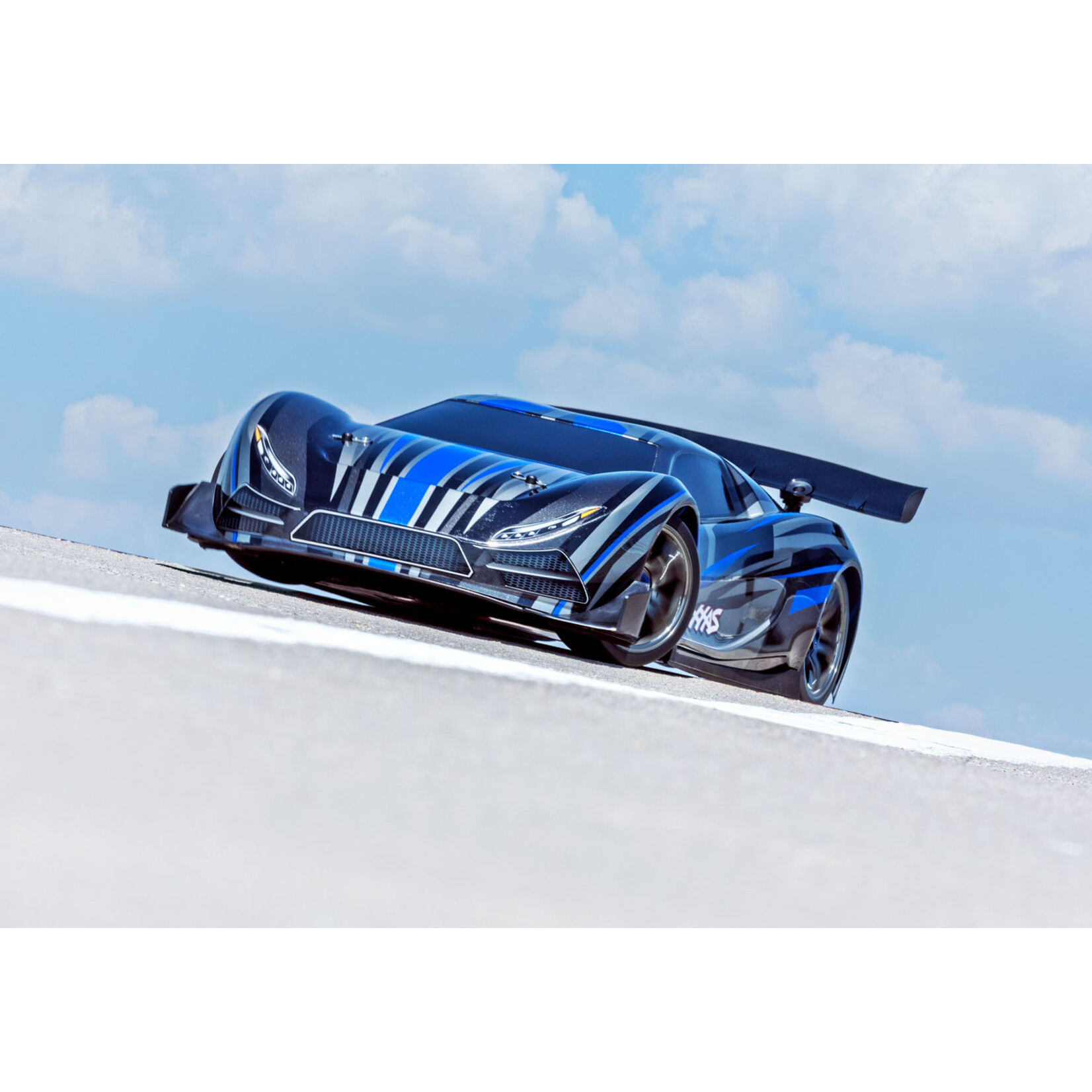 Traxxas 640773BLUEX - XO-1 With TSM - BlueX