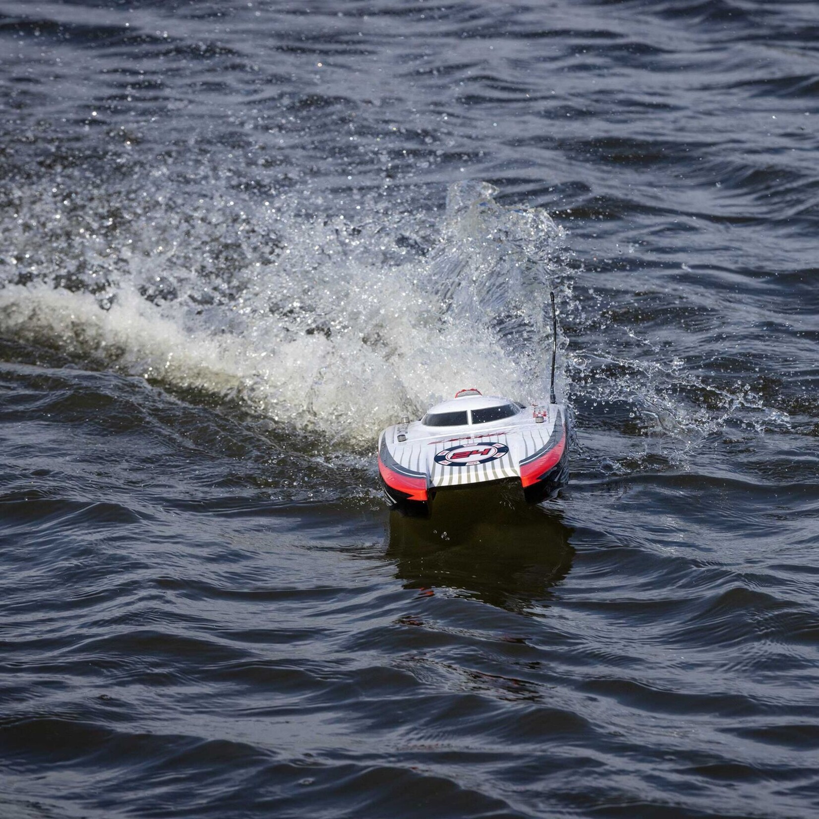 Pro Boat PRB08049T2 - Blackjack 24" V2 Catamaran Brushless, RTR - Vegas Offshore