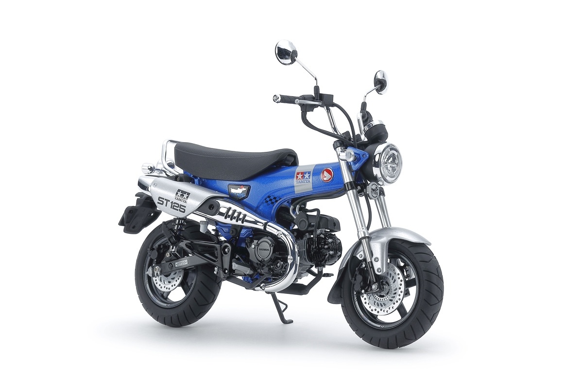 14142 - 1/12 Honda Dax 125 Limited Edition