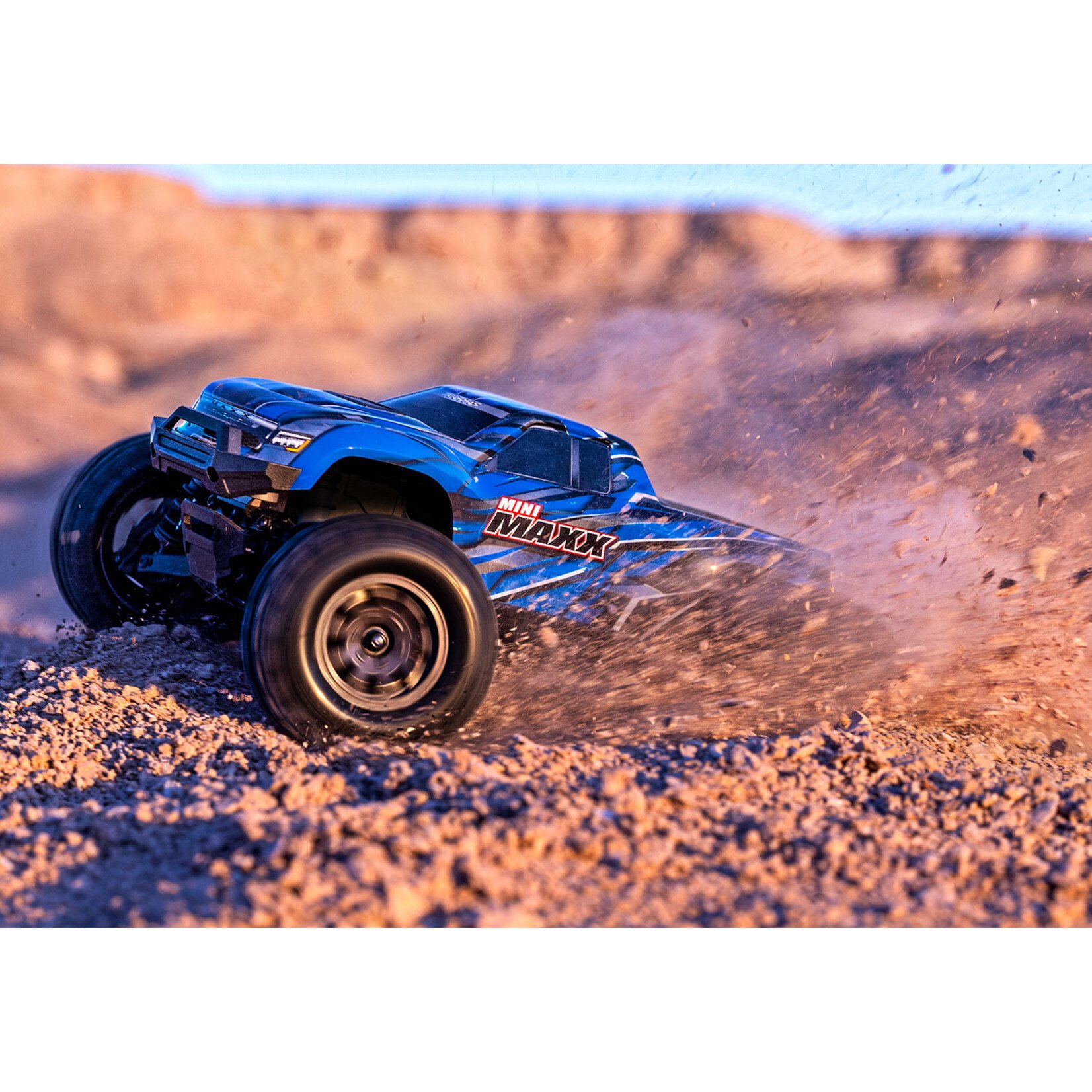 Traxxas 1071541BLUE - Mini Maxx  BL-2S 4WD - Blue