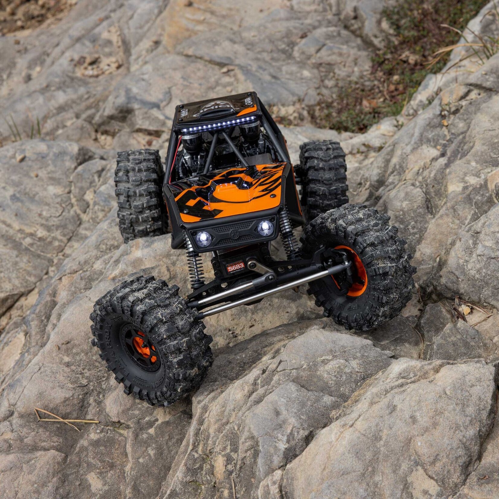 Axial AXI-1543T1 - 1/10 UTB10 Capra 1.9 4WS 4X4 RTR - Orange