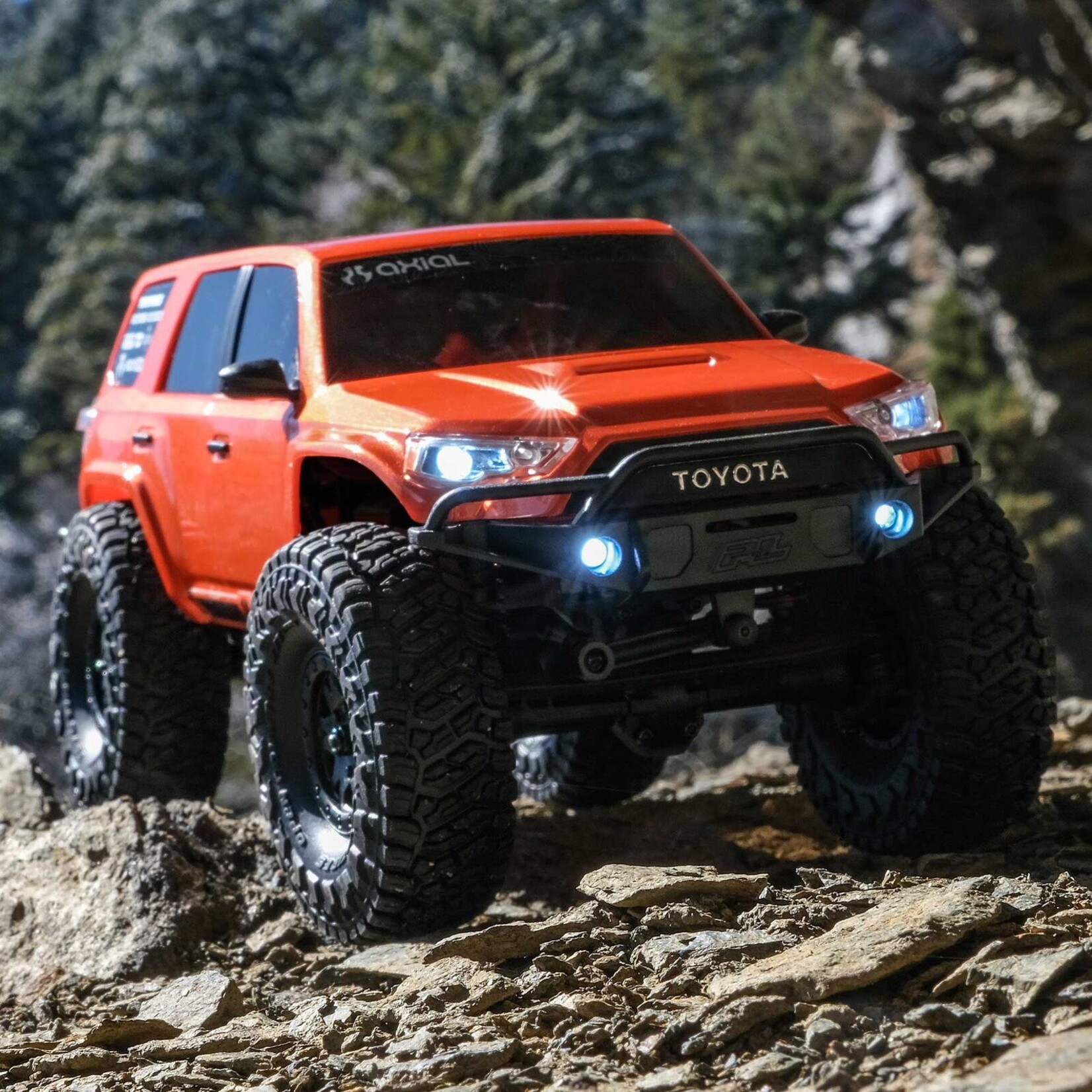 Axial AXI-2035T1 - 1/24 SCX24 Toyota 4Runner 4x4 RTR Brushed Rock Crawler - Orange