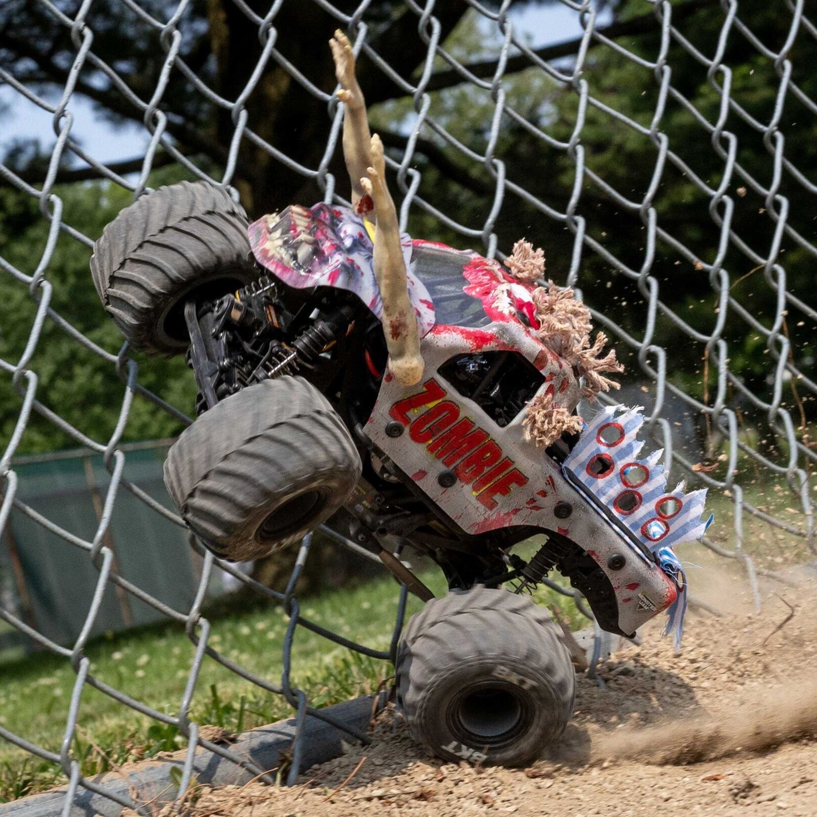 Losi LOS01026T4 - 1/18 Mini LMT Zombie 2S 4x4 RTR Brushed Monster Truck