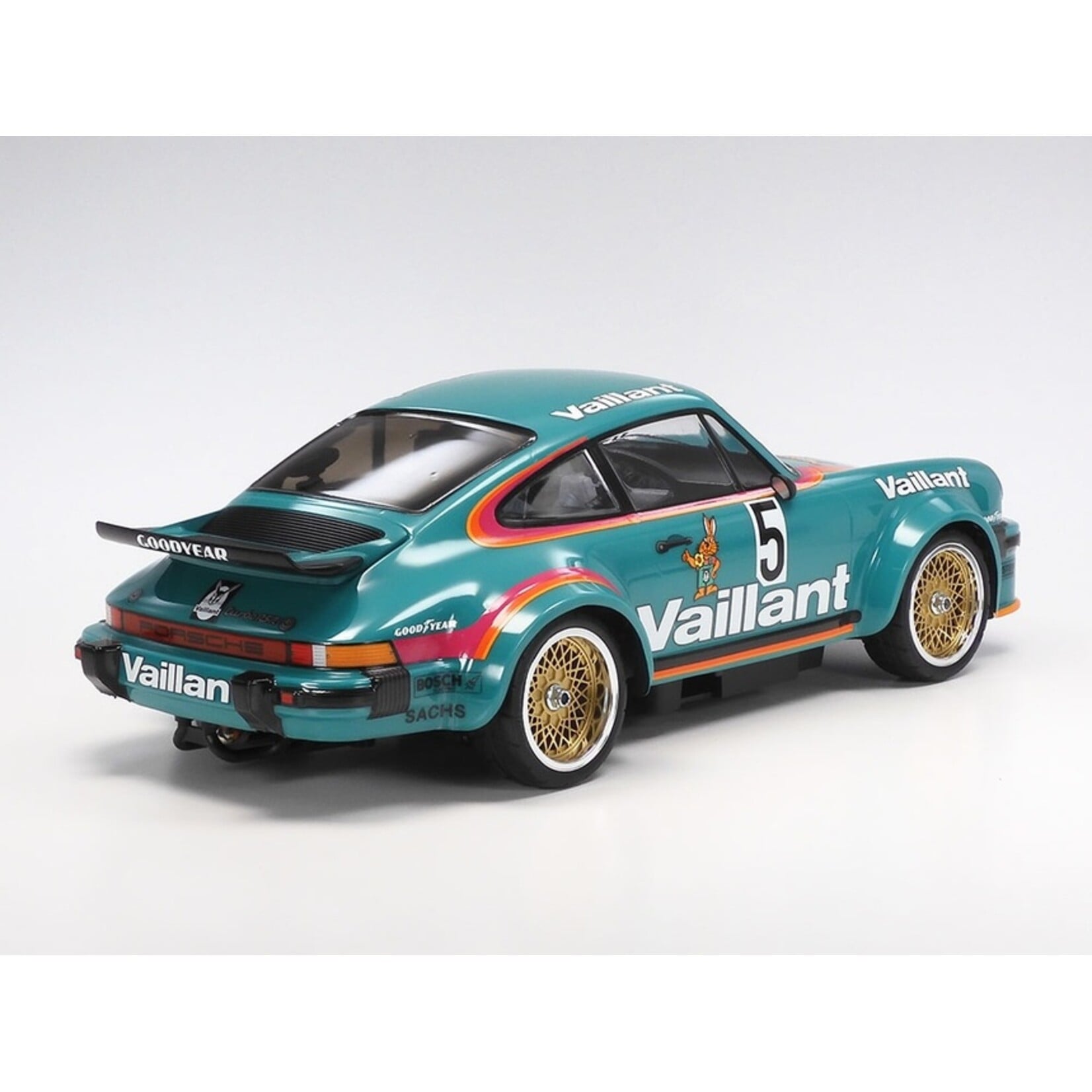 Tamiya 47524 1/10 RC Porsche 934 (1976) 50th Anniversary Car Kit