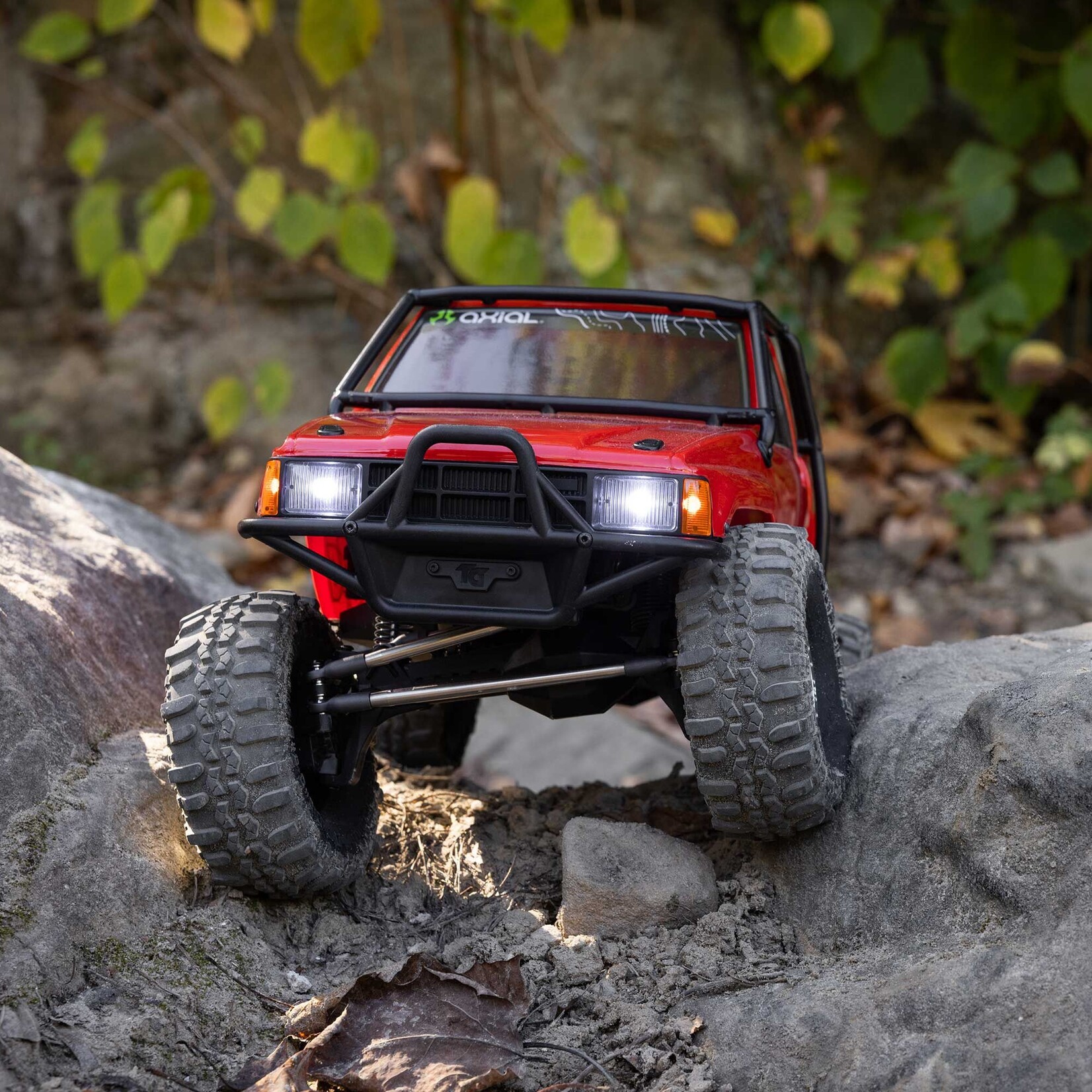 Axial AXI-2062T2 1:10 SCX10 III 1987 Toyota SR5 4X4 RTR Brushed Rock Crawler Red