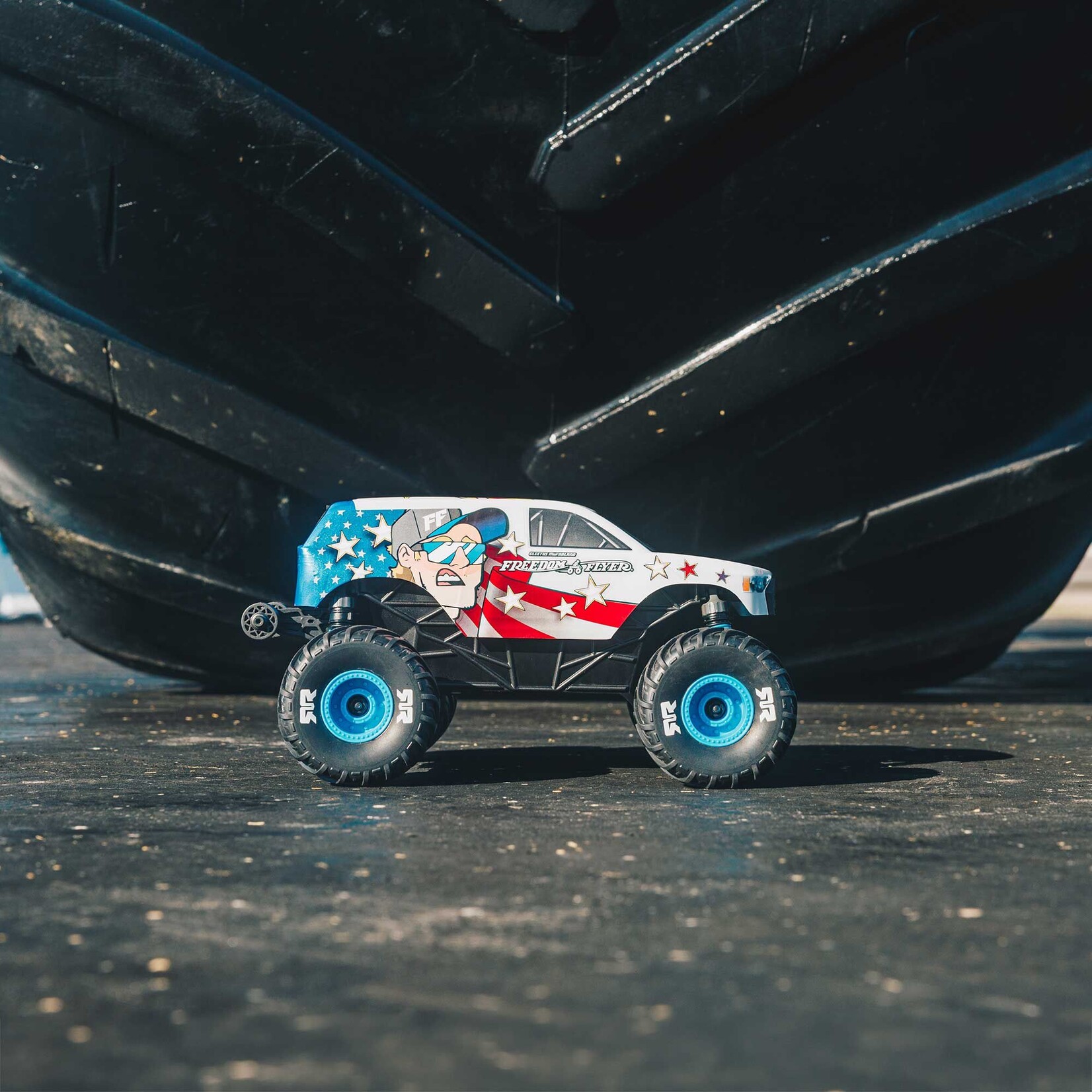 Arrma ARA2130FF 1:16 Freedom Flyer 4X4 RTR Brushed Monster Truck (Battery & Charger Included), White