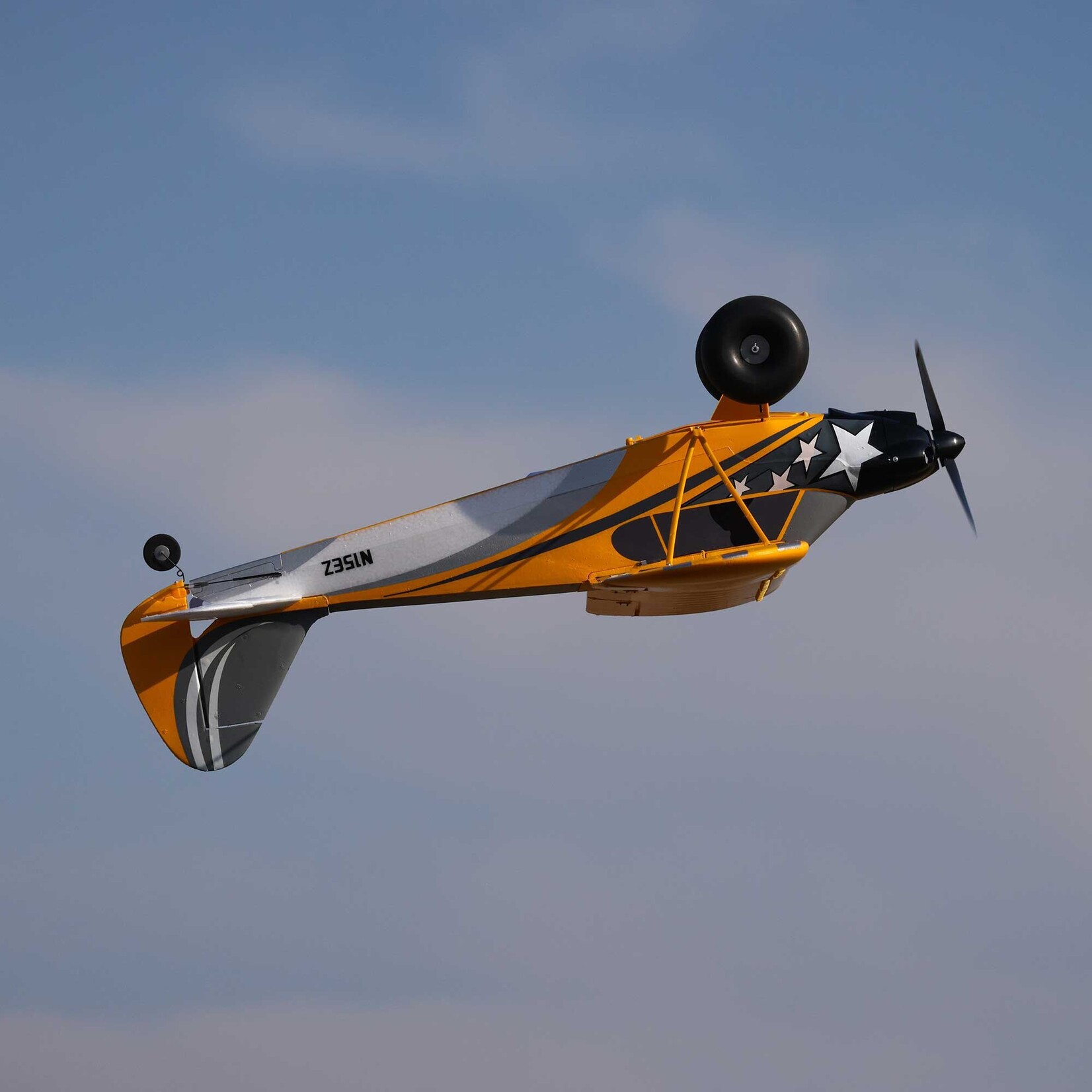 HobbyZone HBZ320051SE Carbon Cub S 2 1.3m Cleetus McFarland Special Edition BNF