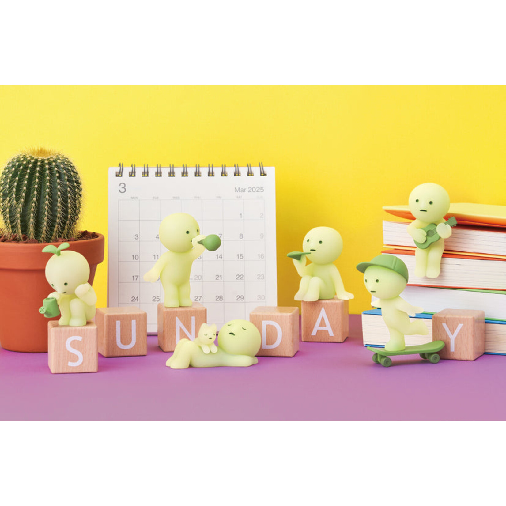 Dreams SMISKI Sunday Series Mini Figure - 1 Piece
