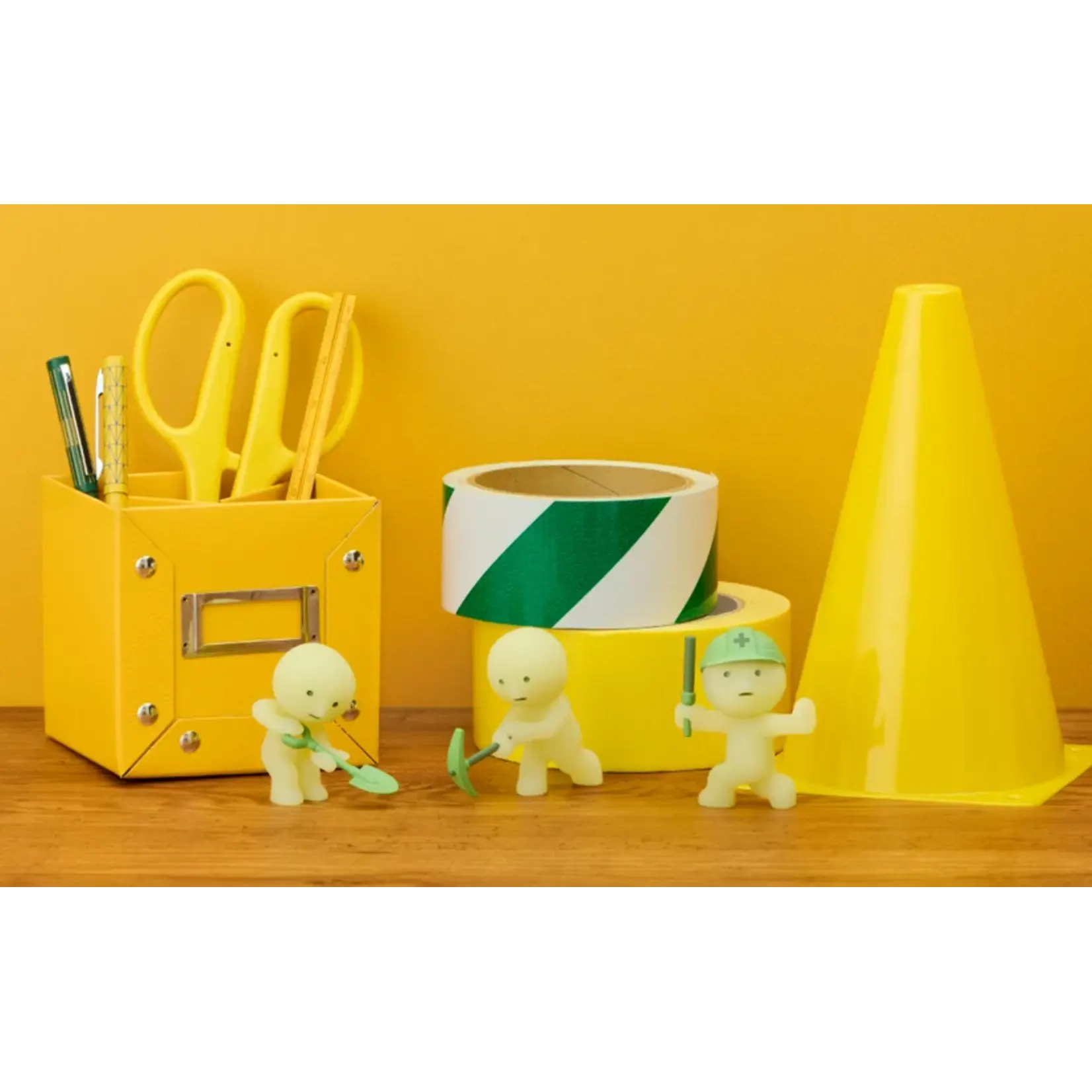 Dreams SMISKI Construction Series Mini Figure - 1 Piece