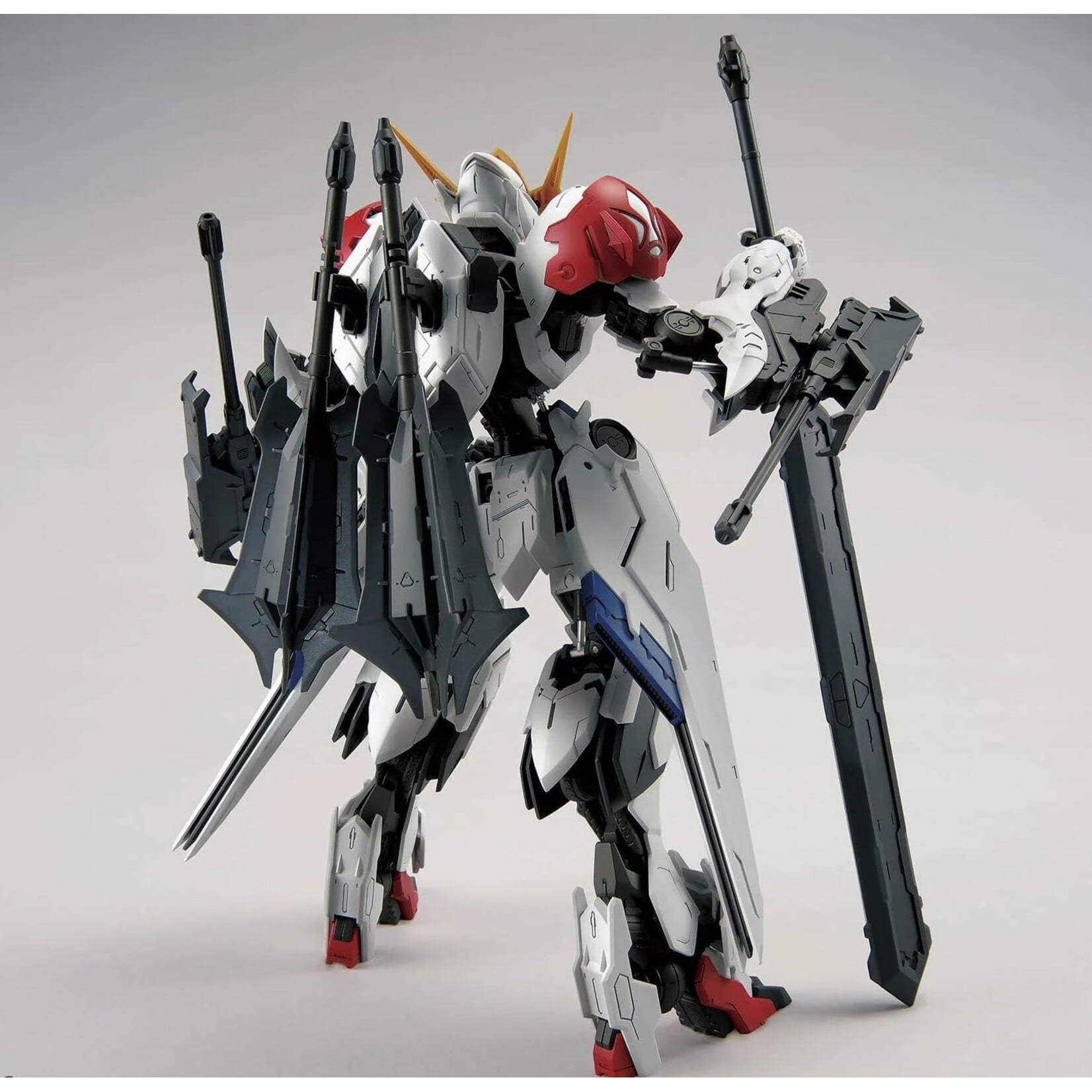 Bandai 2795249 - Gundam Barbatos Lupus MG