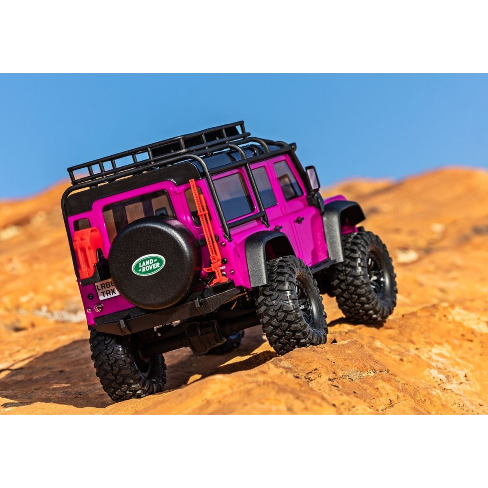 Traxxas 970541PINK TRX-4M Land Rover Defender 1/18 4X4 Crawler - Pink