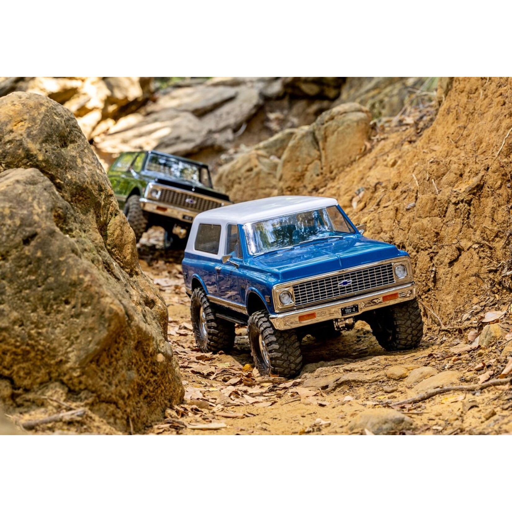 Traxxas 910764BLUE TRX-4 '72 Chevy Blazer 1/10 4X4 Crawler - Blue