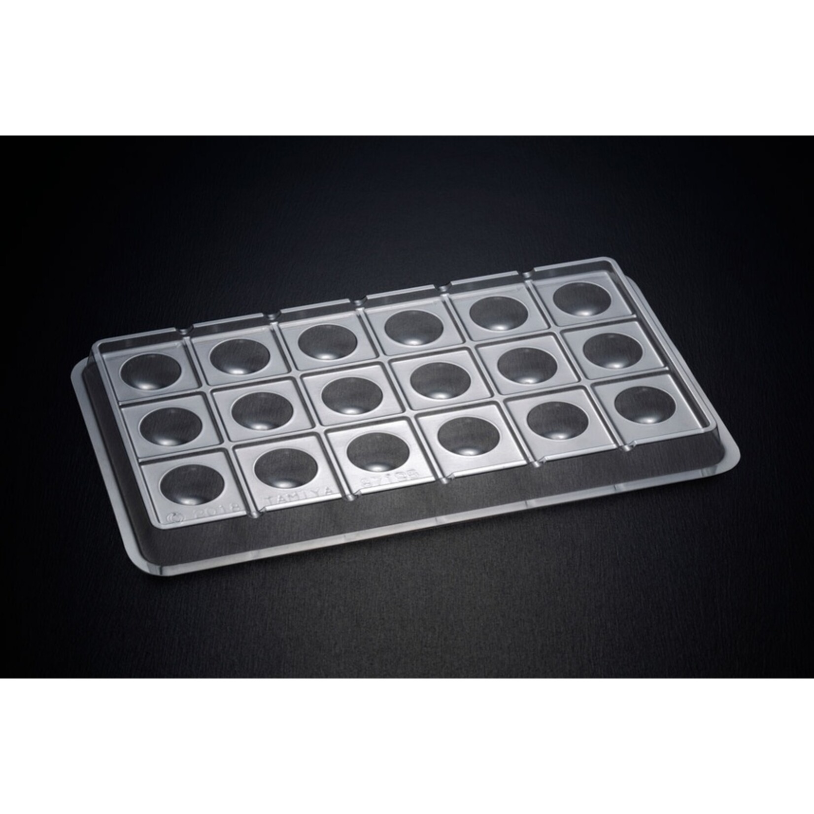 Tamiya 87195 - 18 Well Palette: Brush Painting (5)