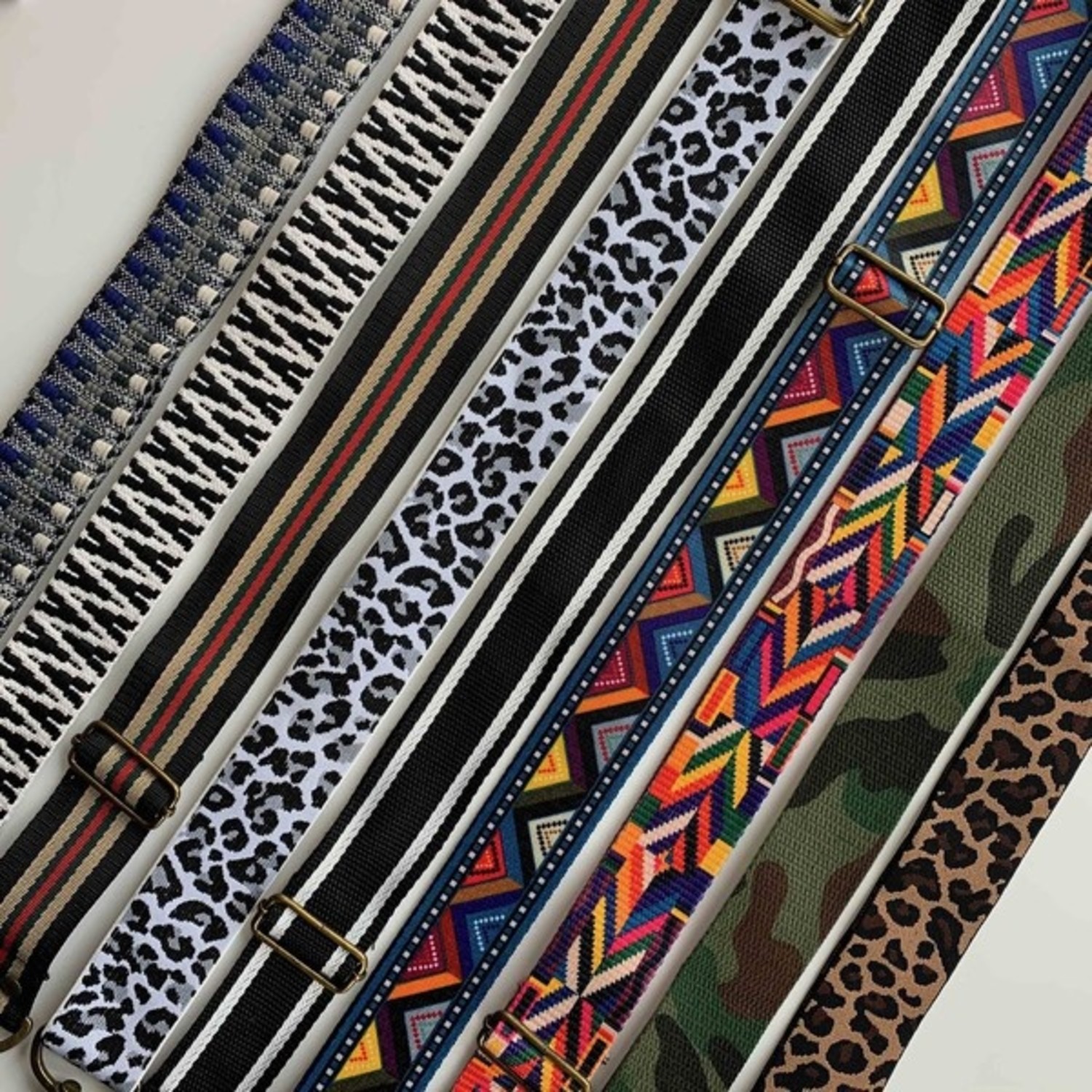 interchangeable purse straps