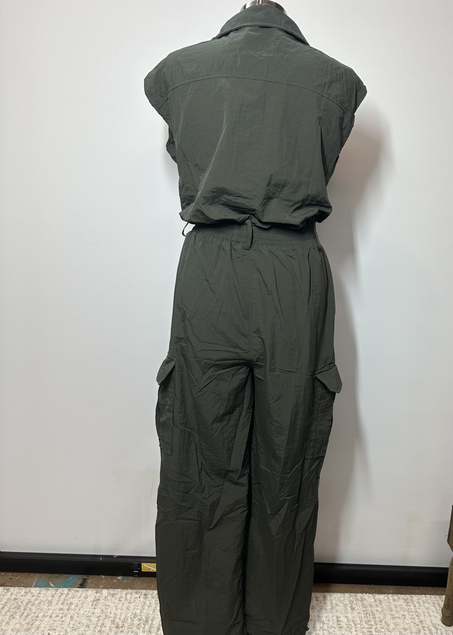 LONG CARGO JUMPSUIT